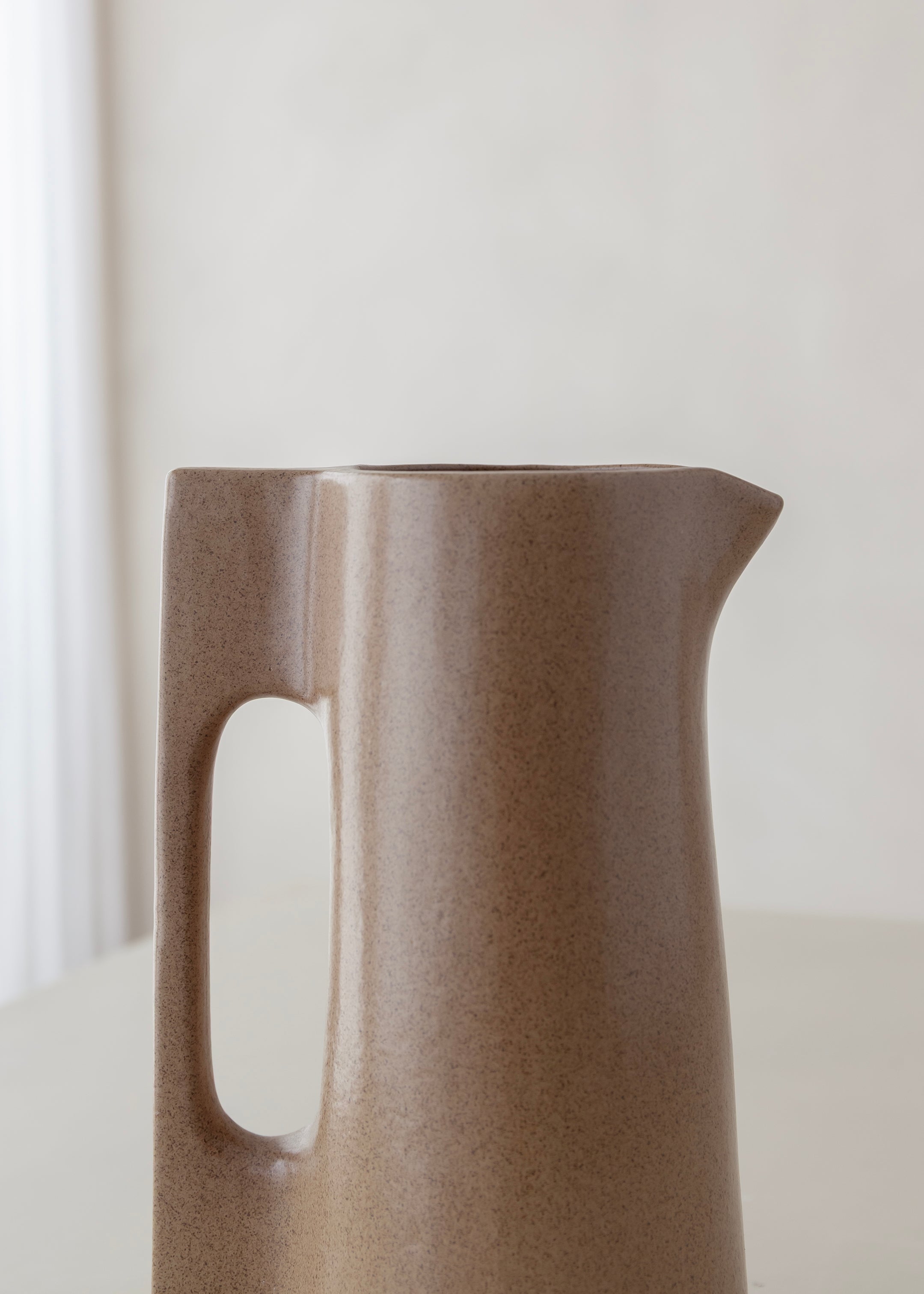 Kaia Jug / Caramel