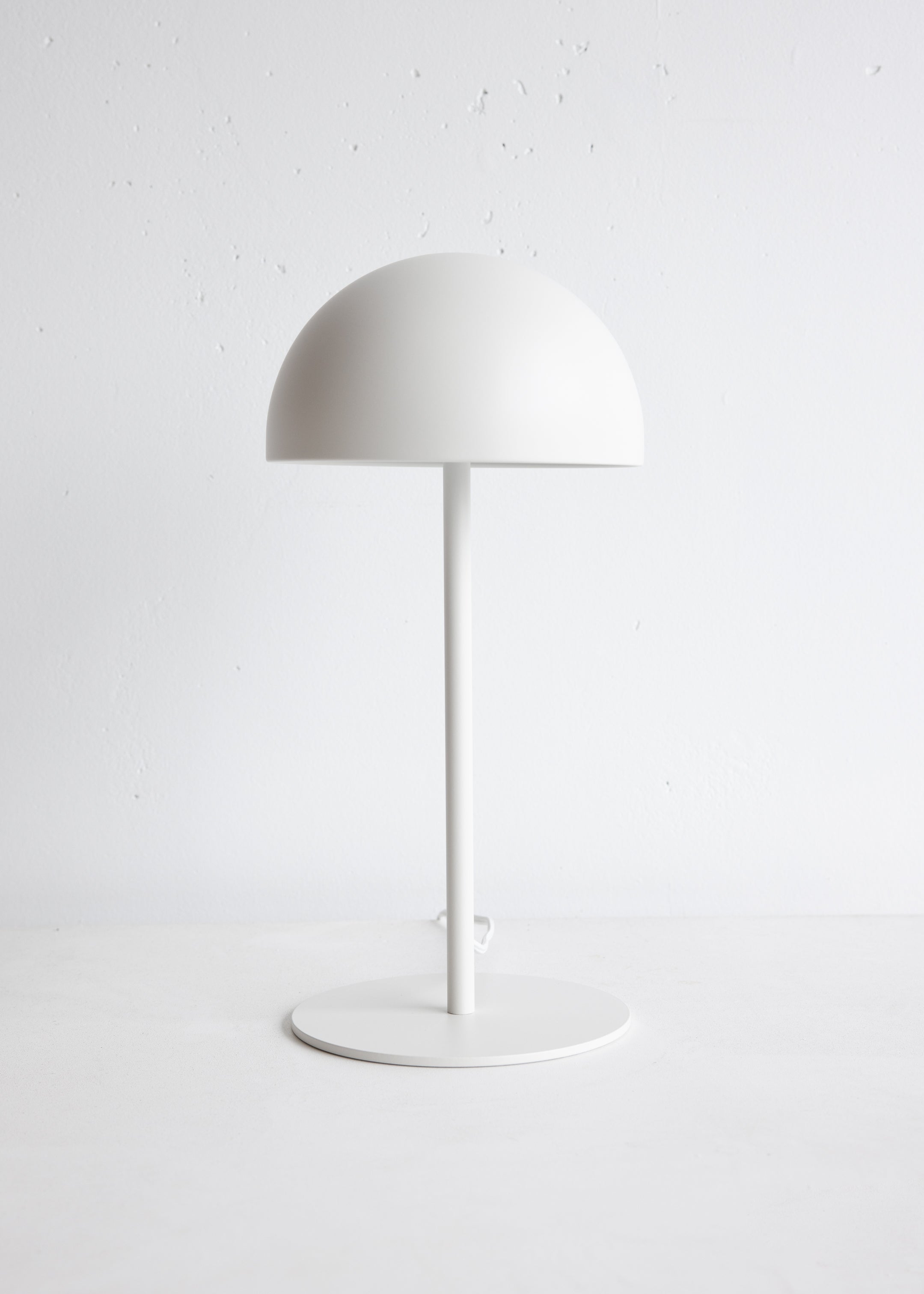 Moon Table Lamp / White