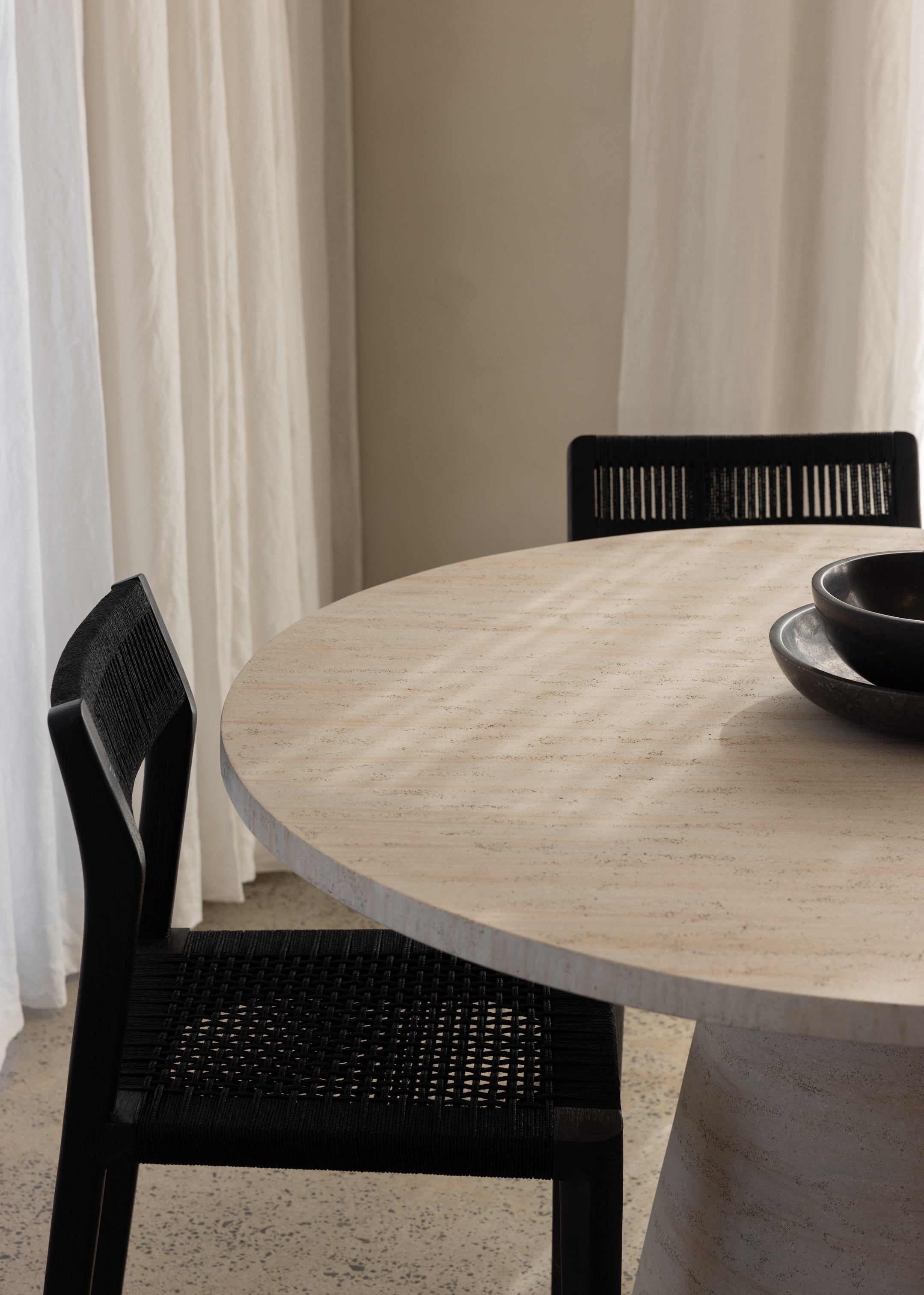 Maru Dining Table 120