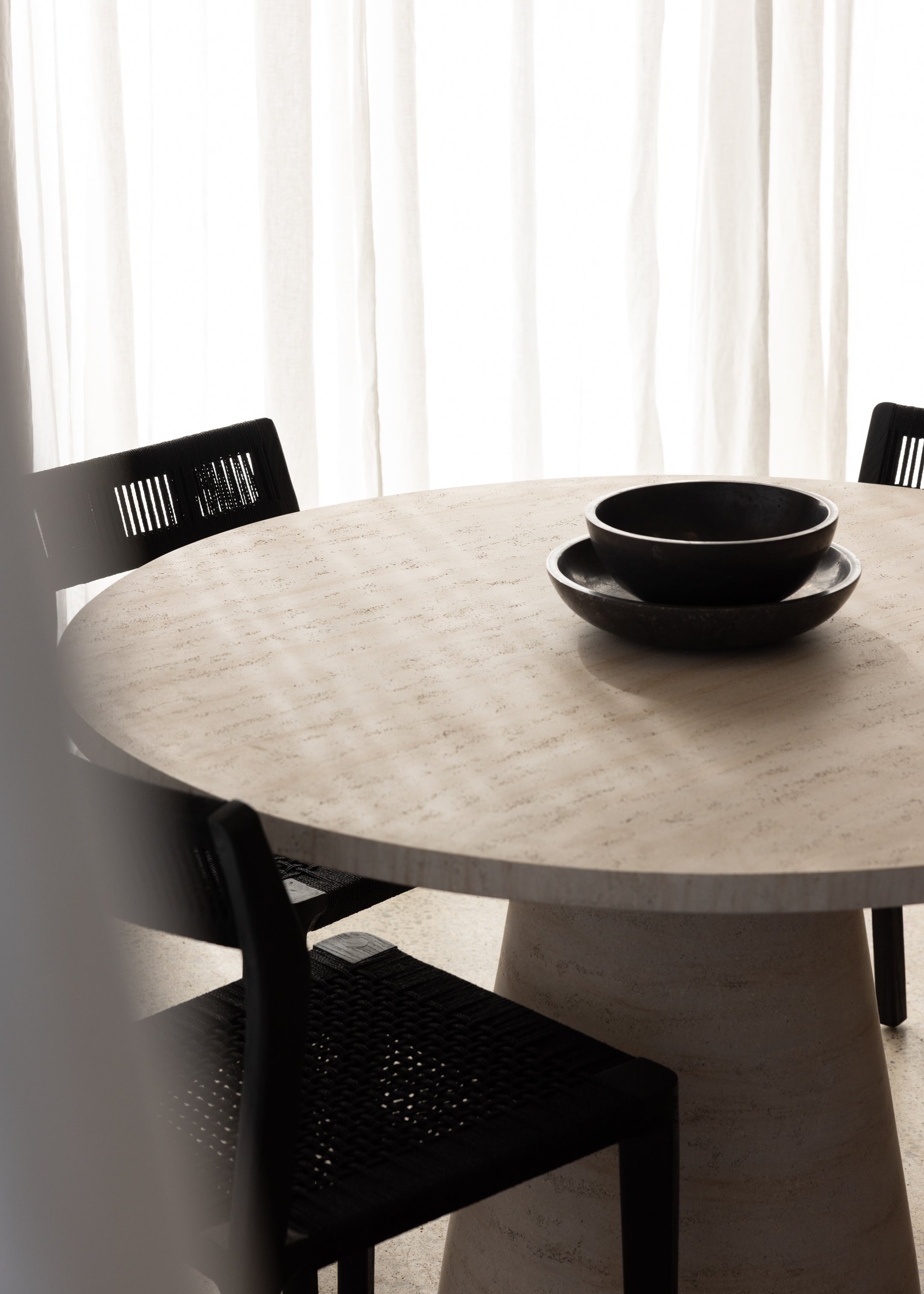 Maru Dining Table 120