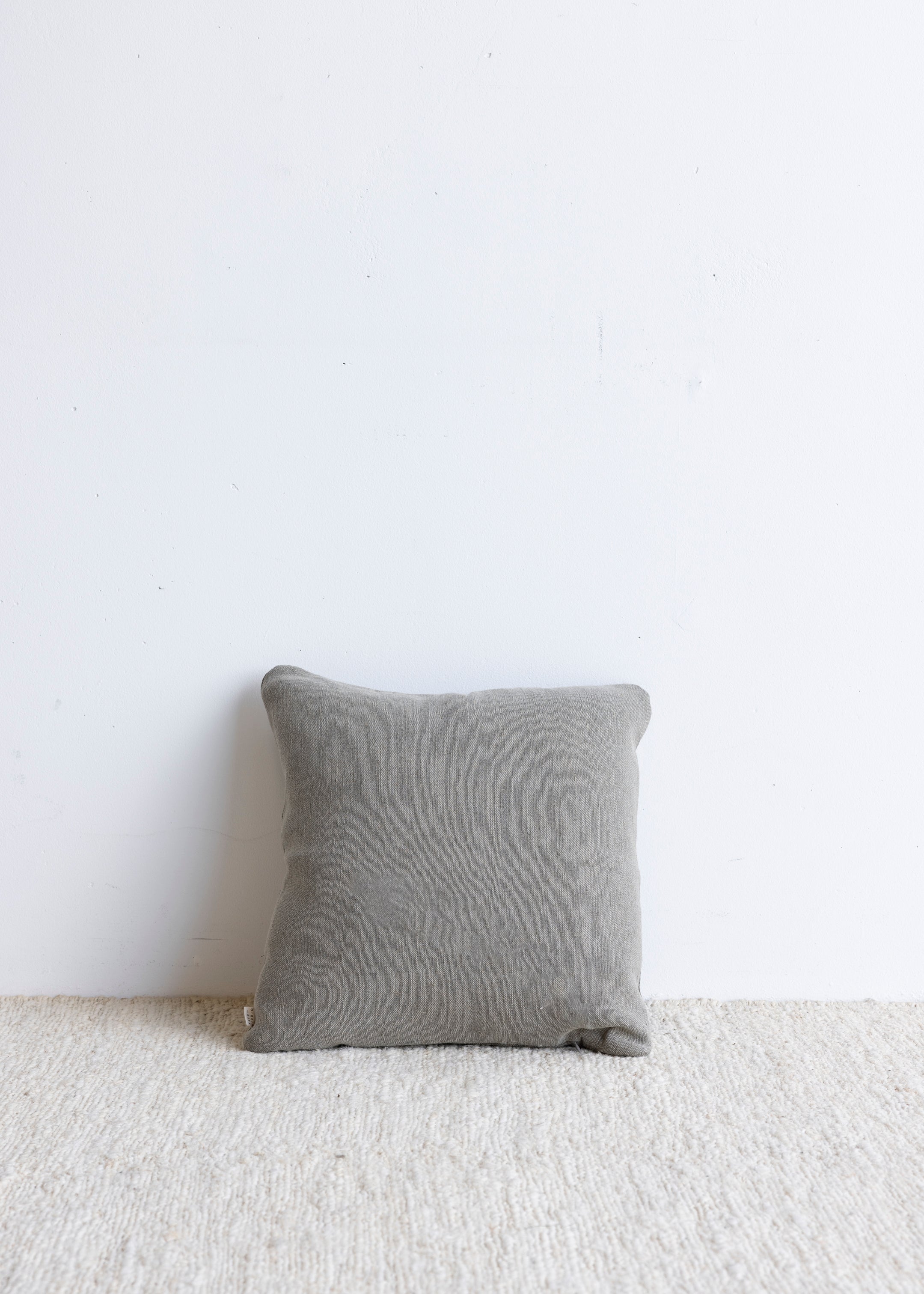 Hias Cushion Cover / Flax