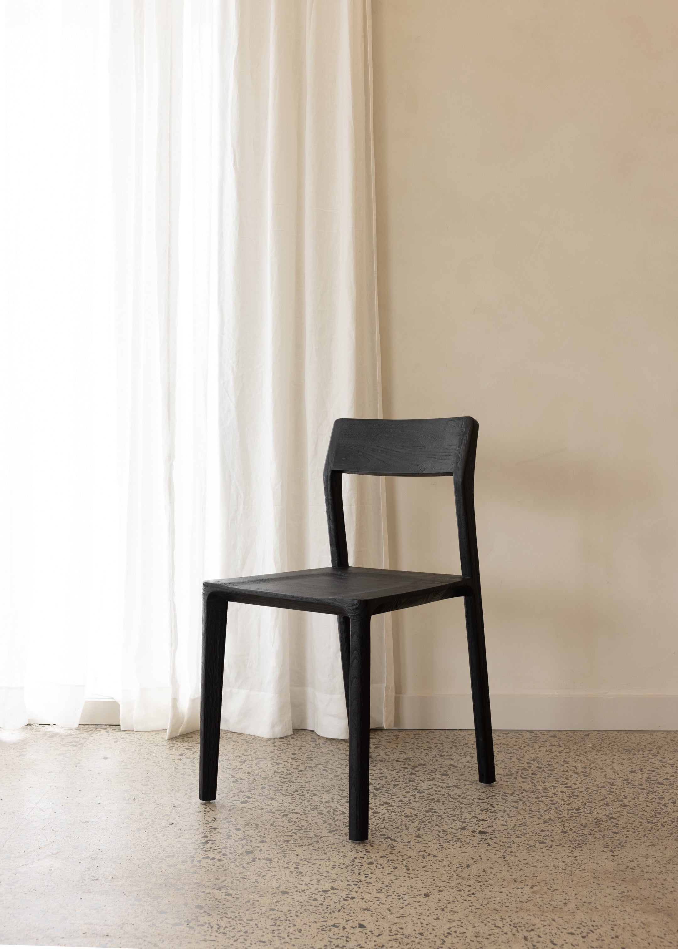 Glide Dining Chair / Black