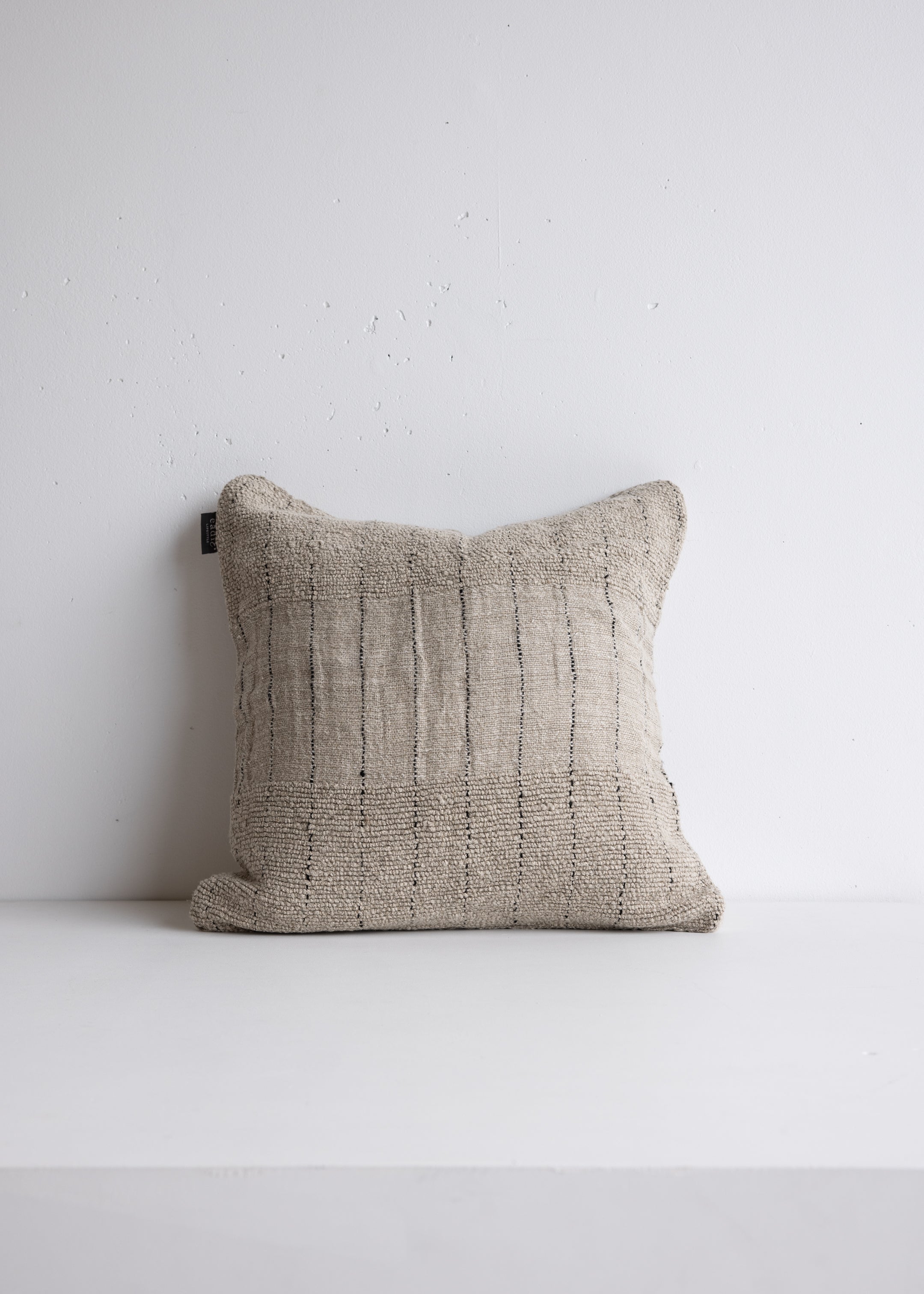 Mayla Linen Cushion Cover / 50 x 50