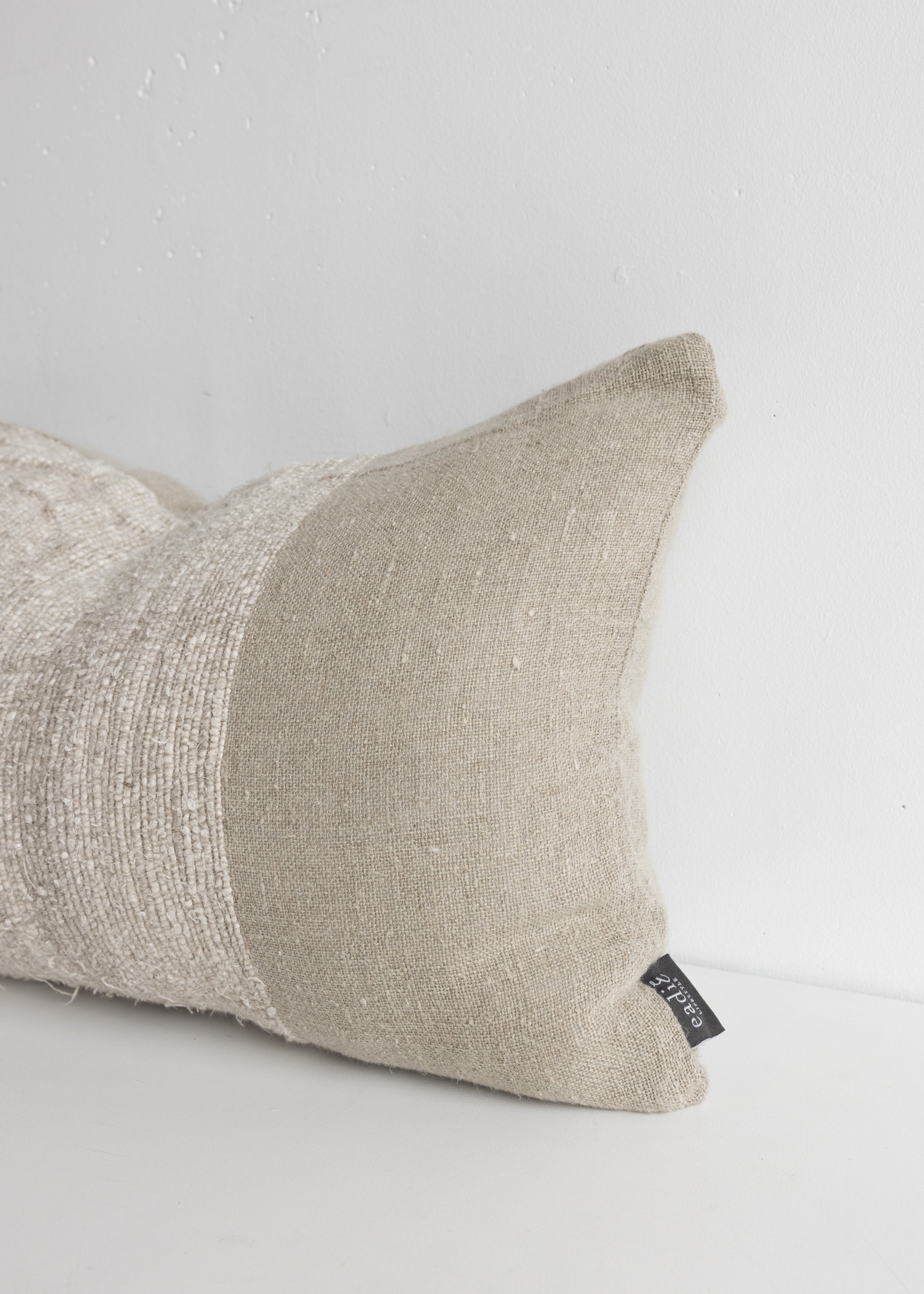 Raffine Linen Cushion Cover / 40 x 60