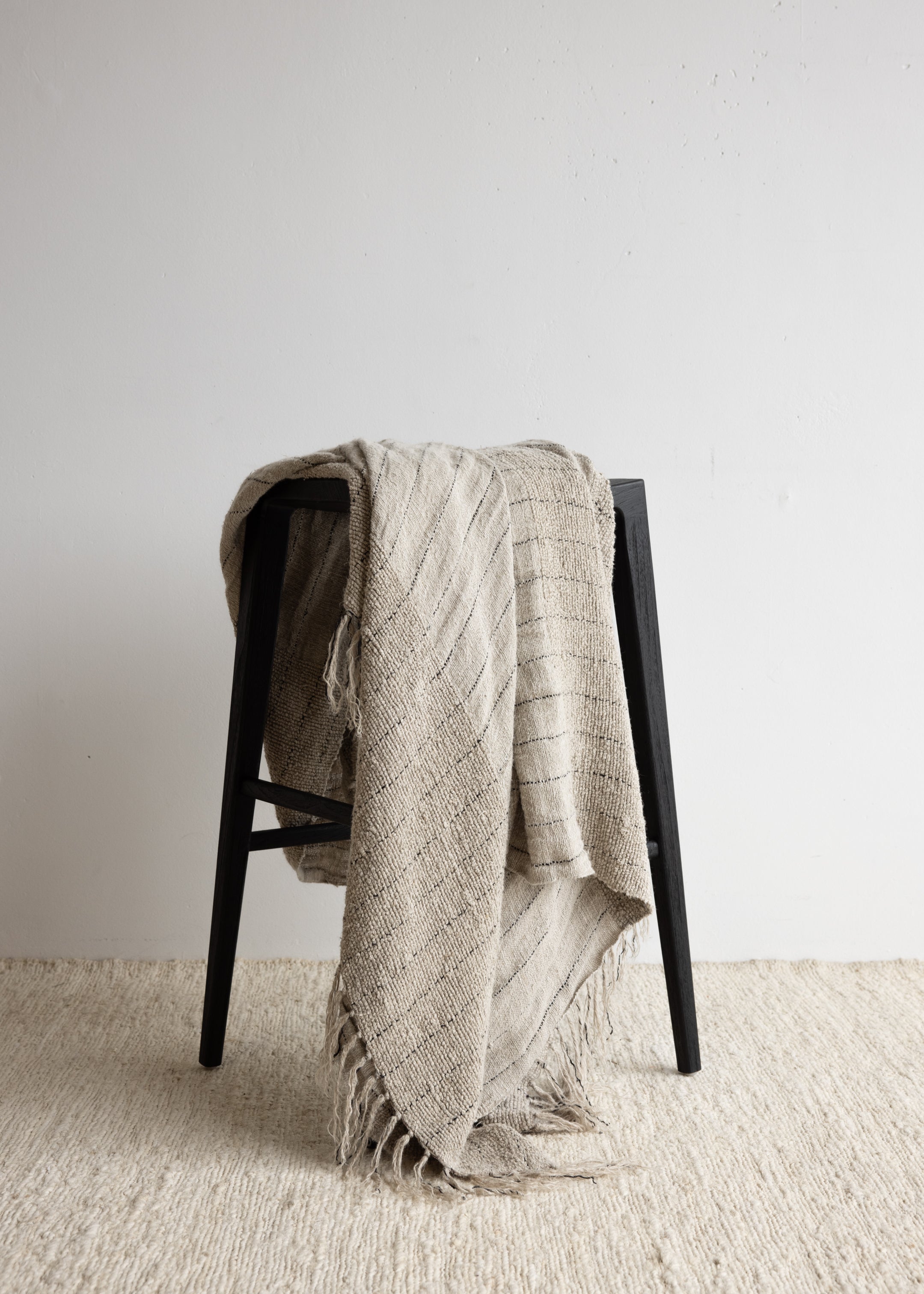 Mayla Oversized Linen & Cotton Throw / Natural