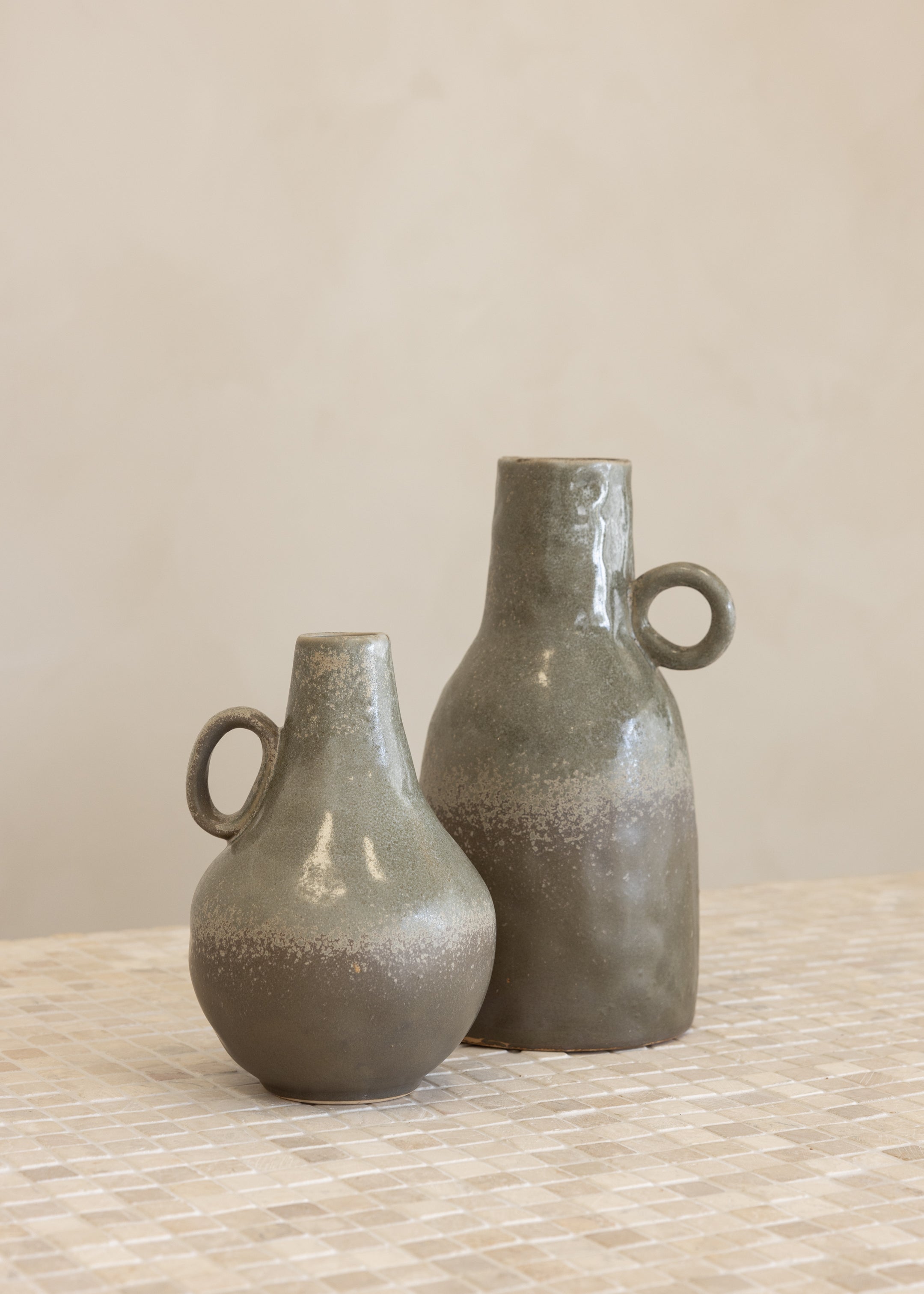 Slim Stoneware Vase / Moss
