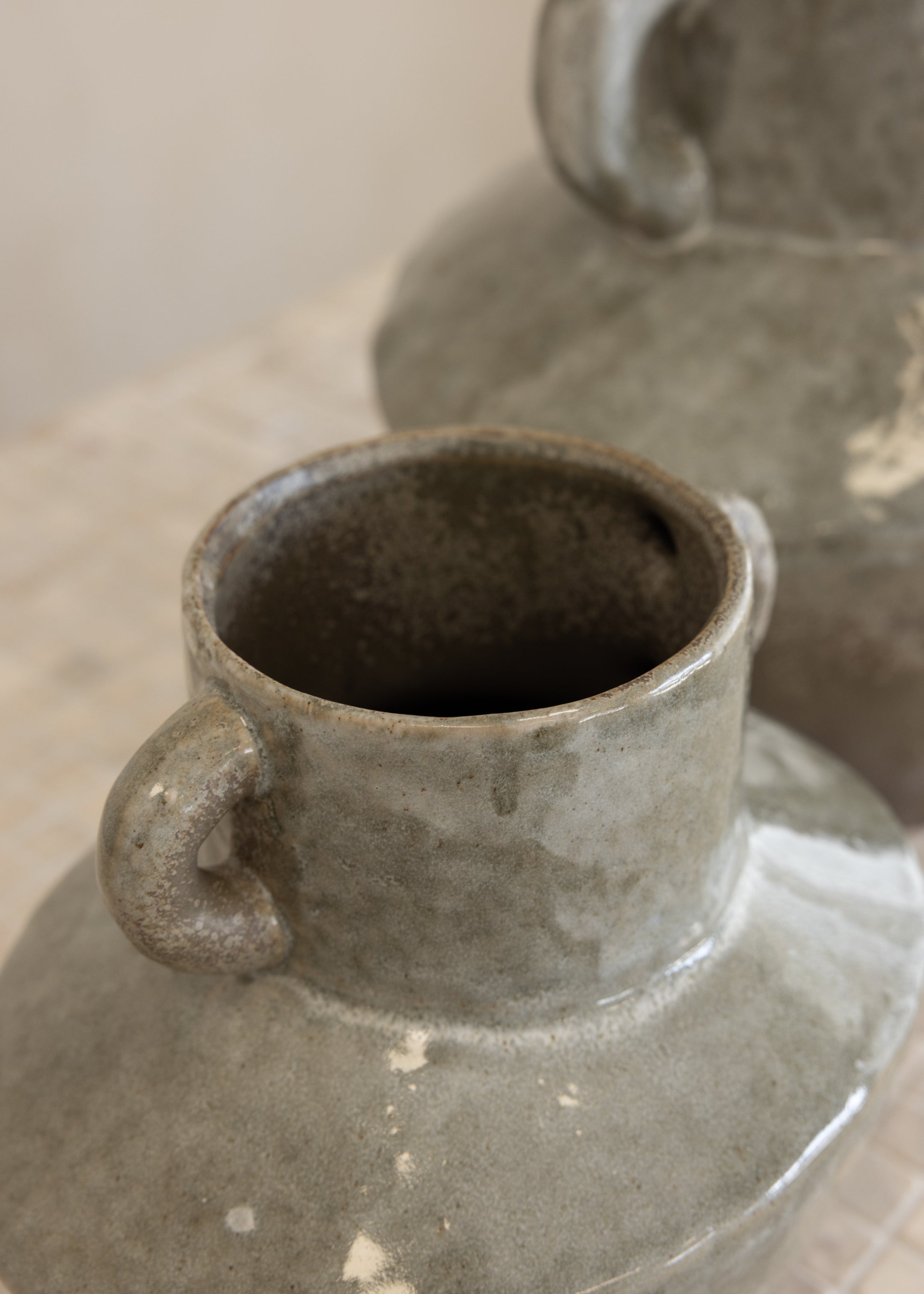 Stoneware Vase / Moss