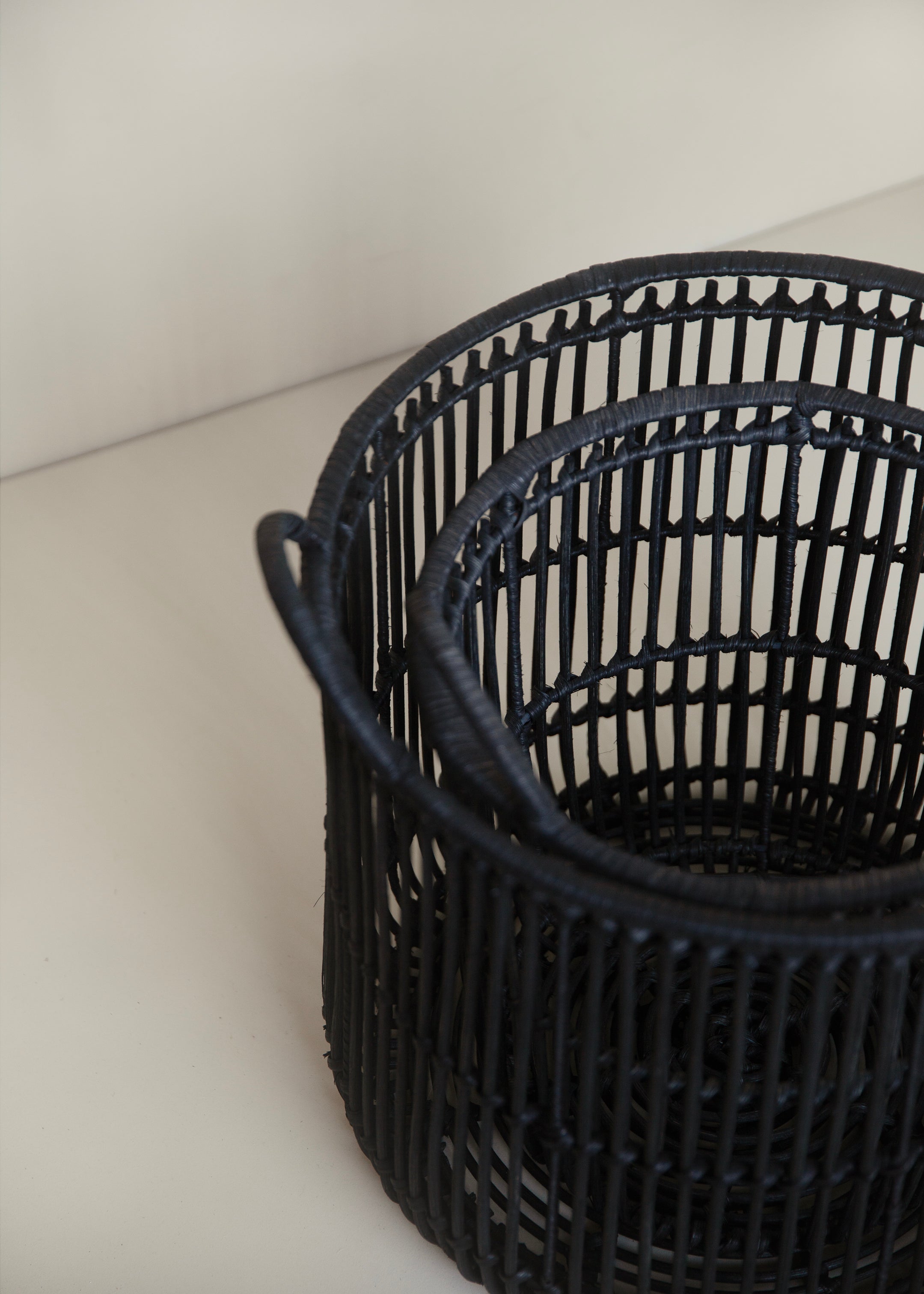 Rattan Basket Set Of 2 / Charcoal