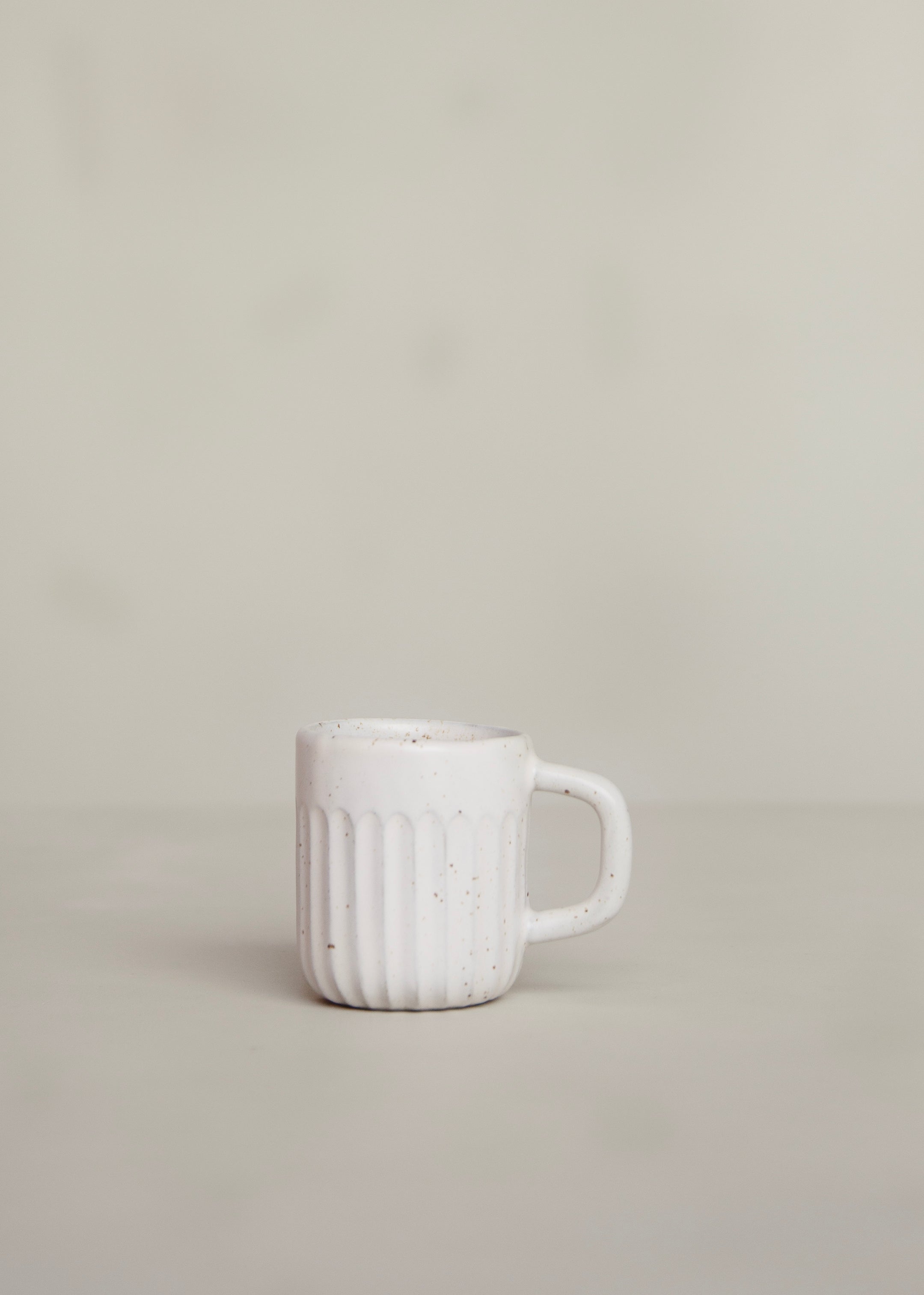 Dami Cup / Speckled White