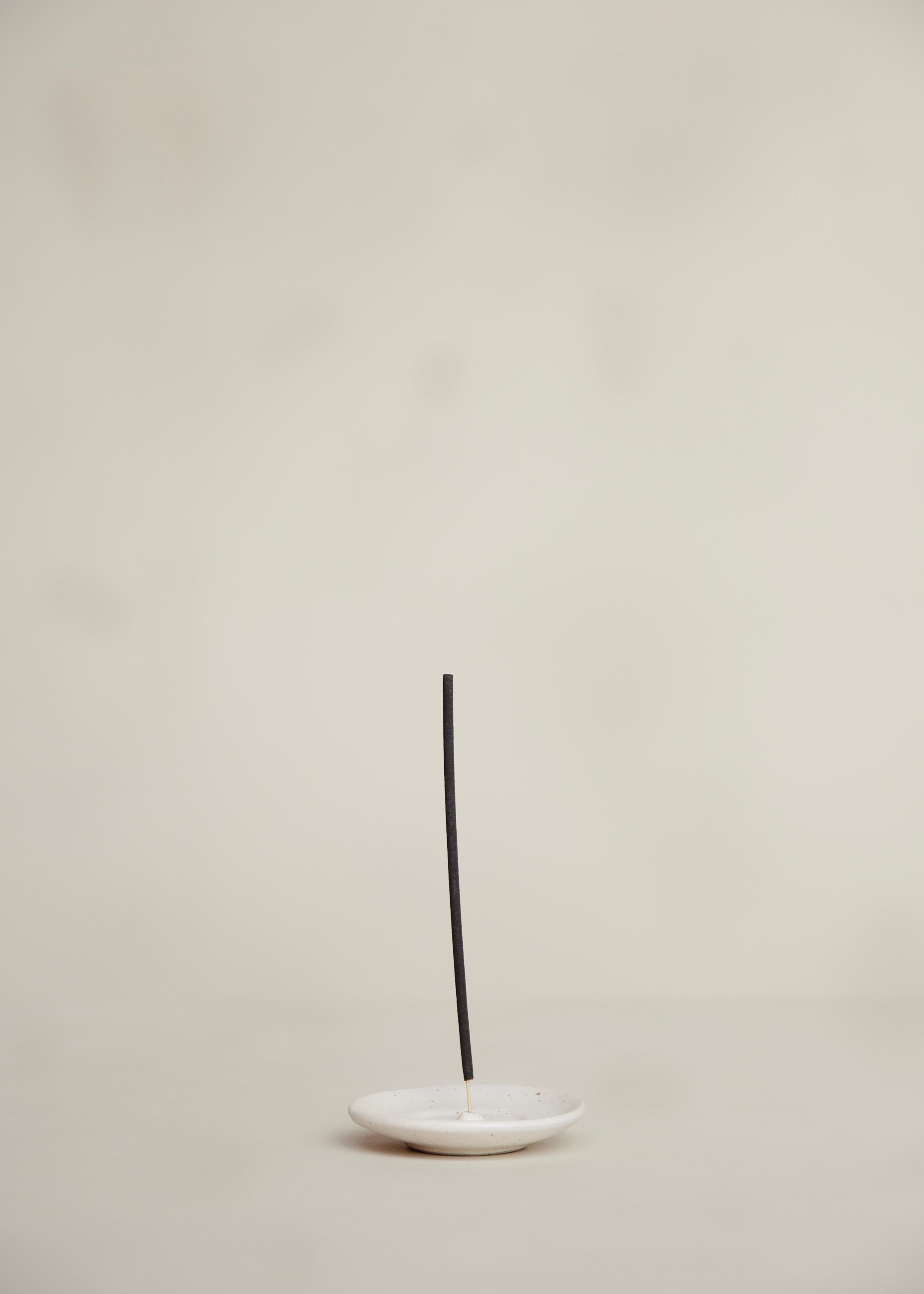 Kawi Incense Holder / Speckled White