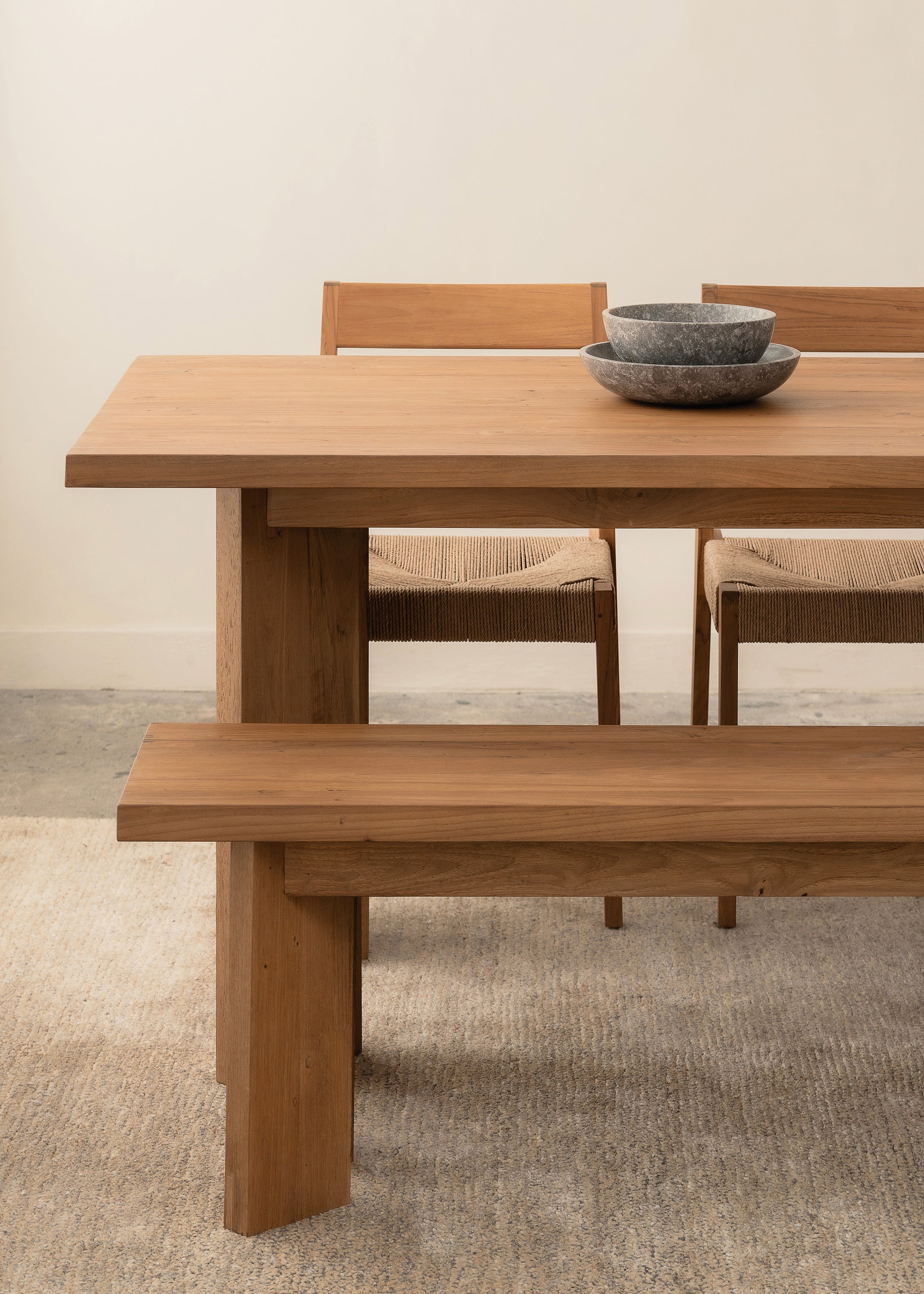 Neha Bench Seat