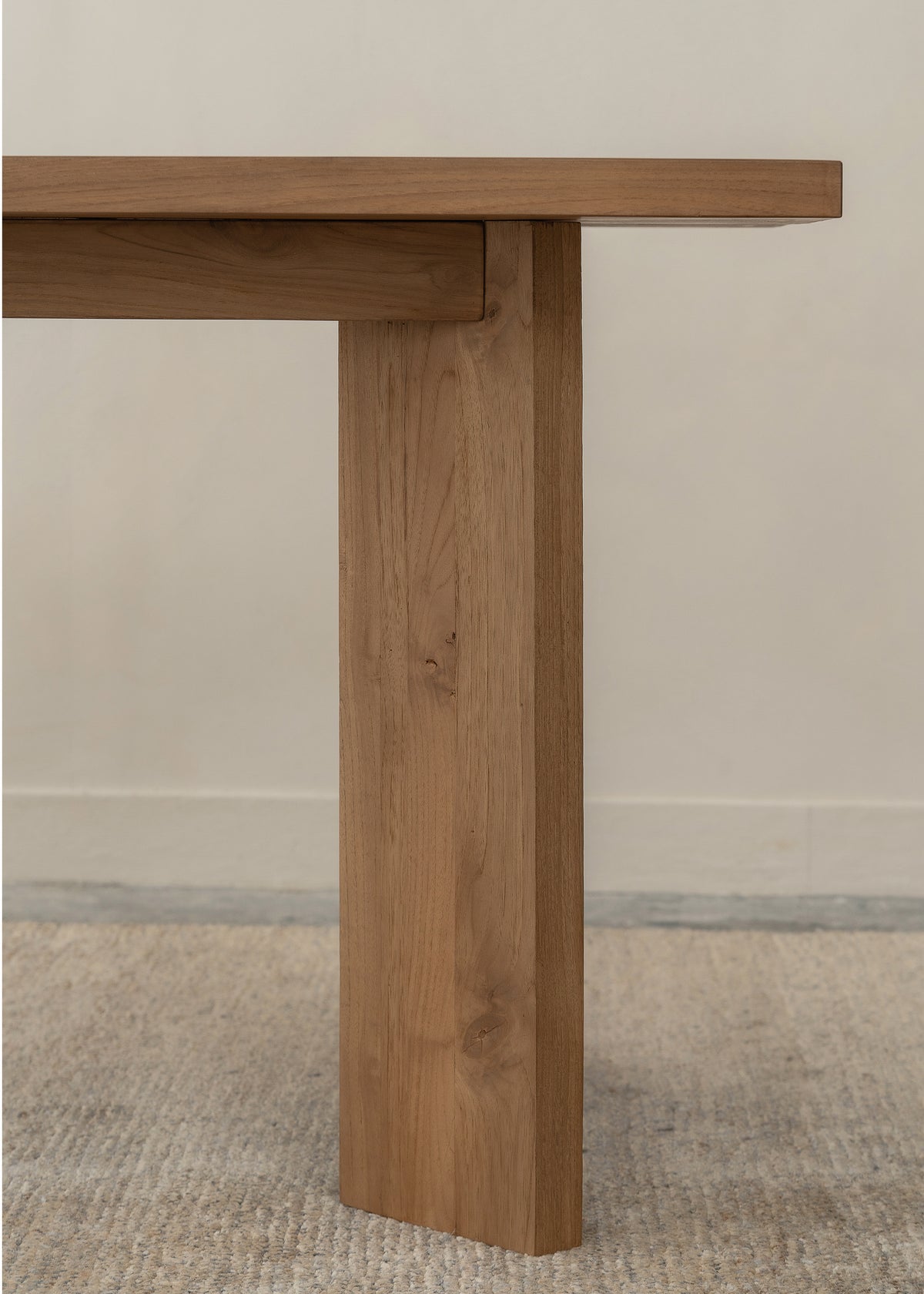 Neha Dining Table
