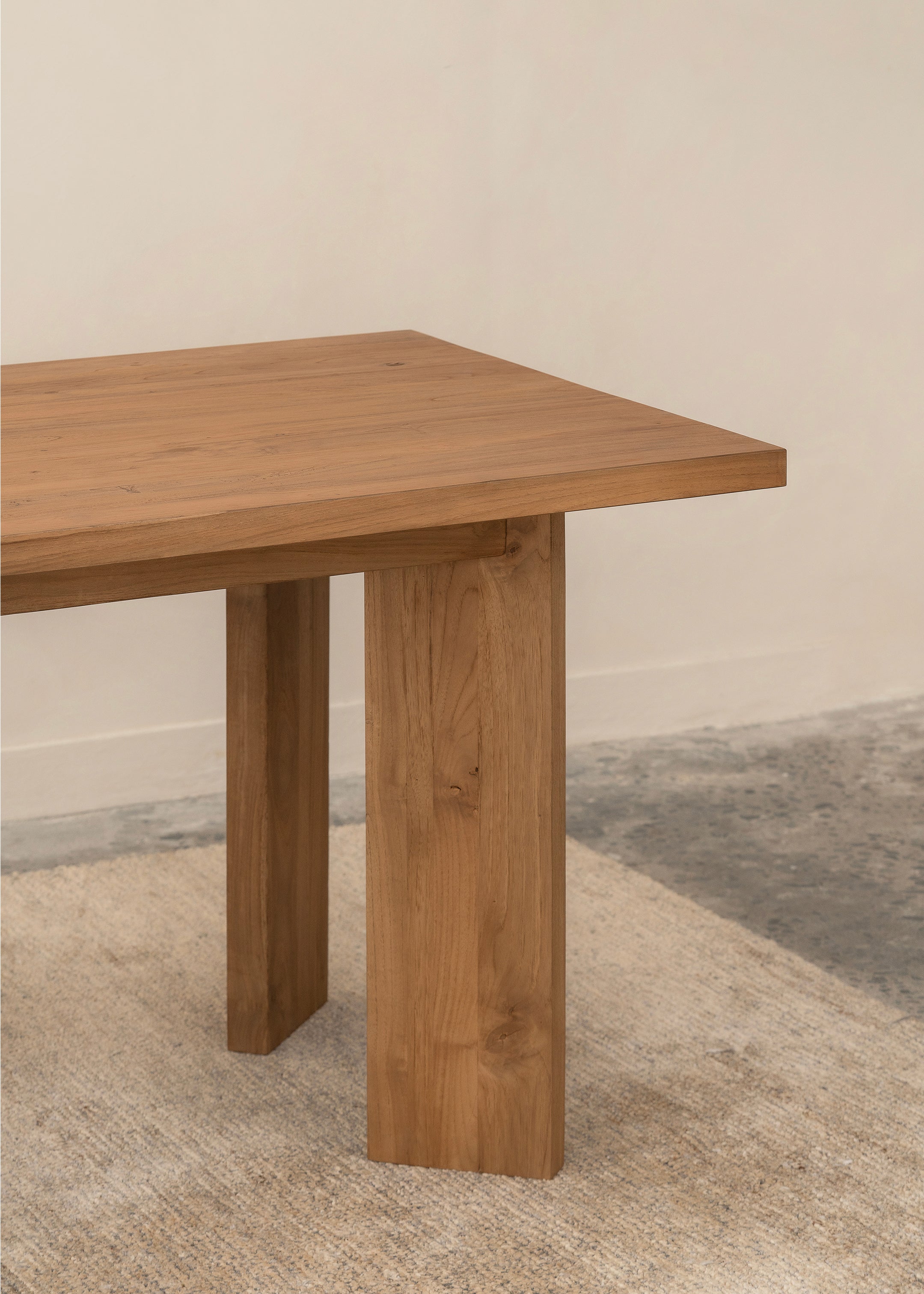 Neha Dining Table