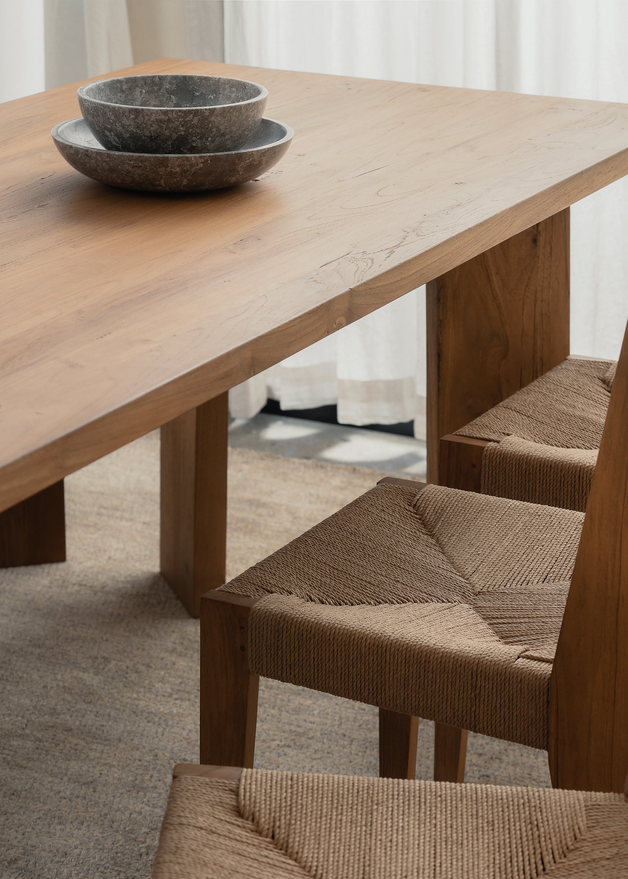 Neha Dining Table