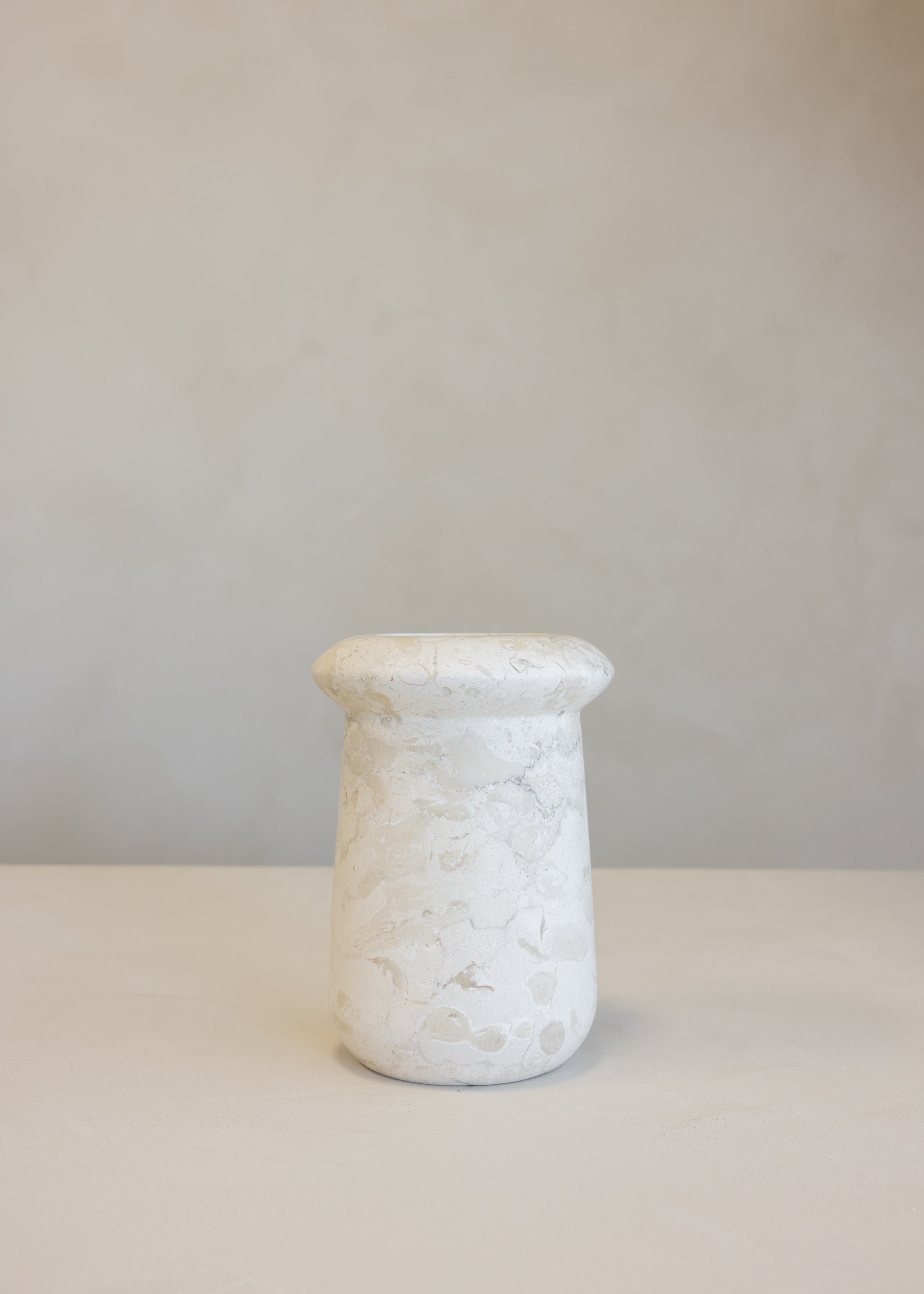 Pedra Marble Vase / Creme