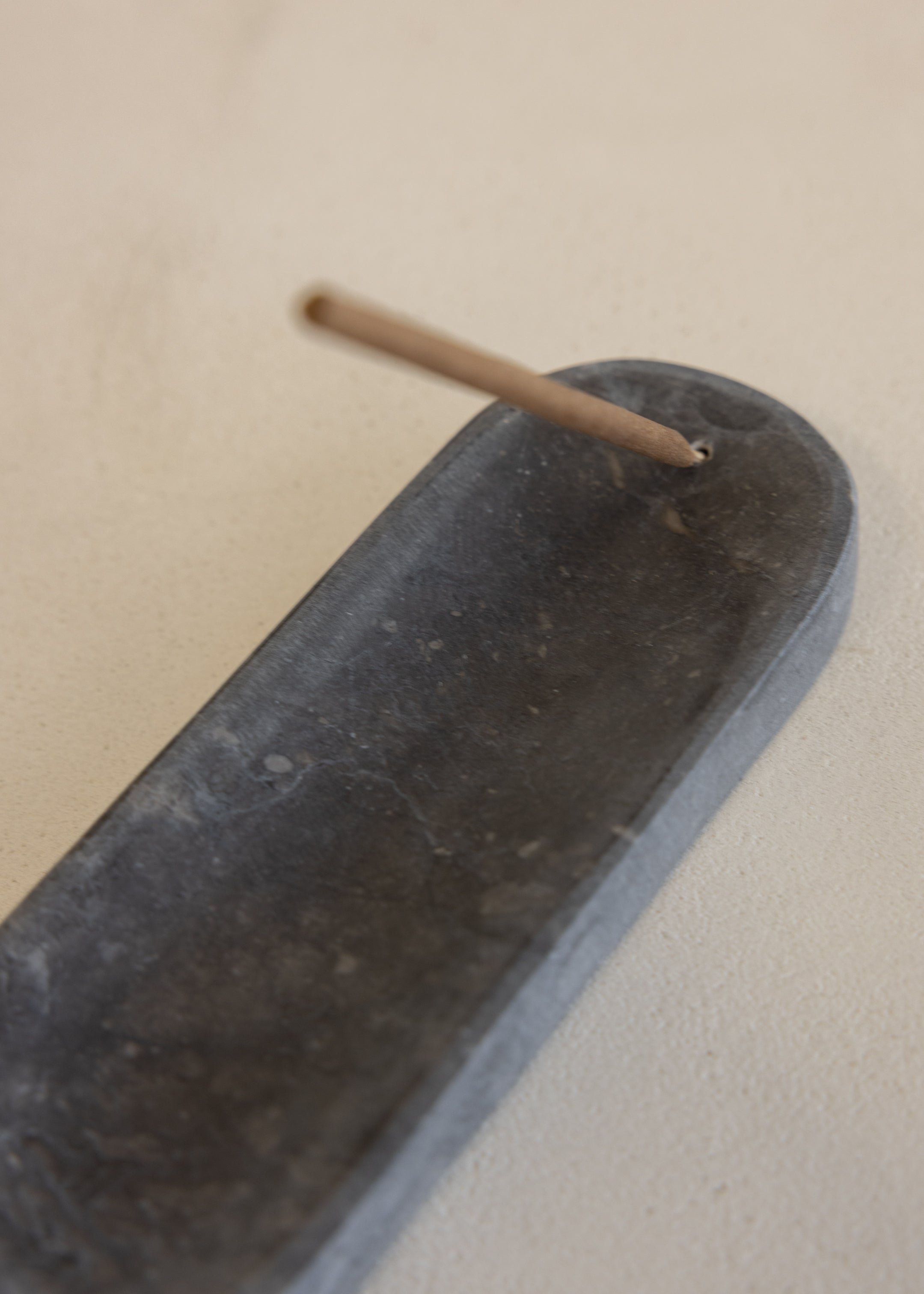 Isha Marble Incense Tray 25cm / Black
