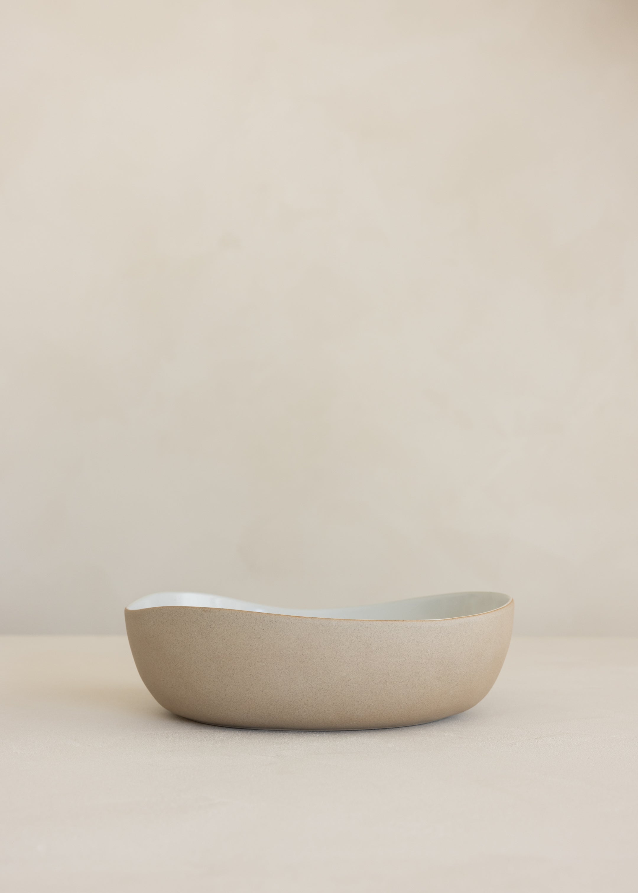 Table Of Plenty Serving Bowl 30.5cm / White & Clay