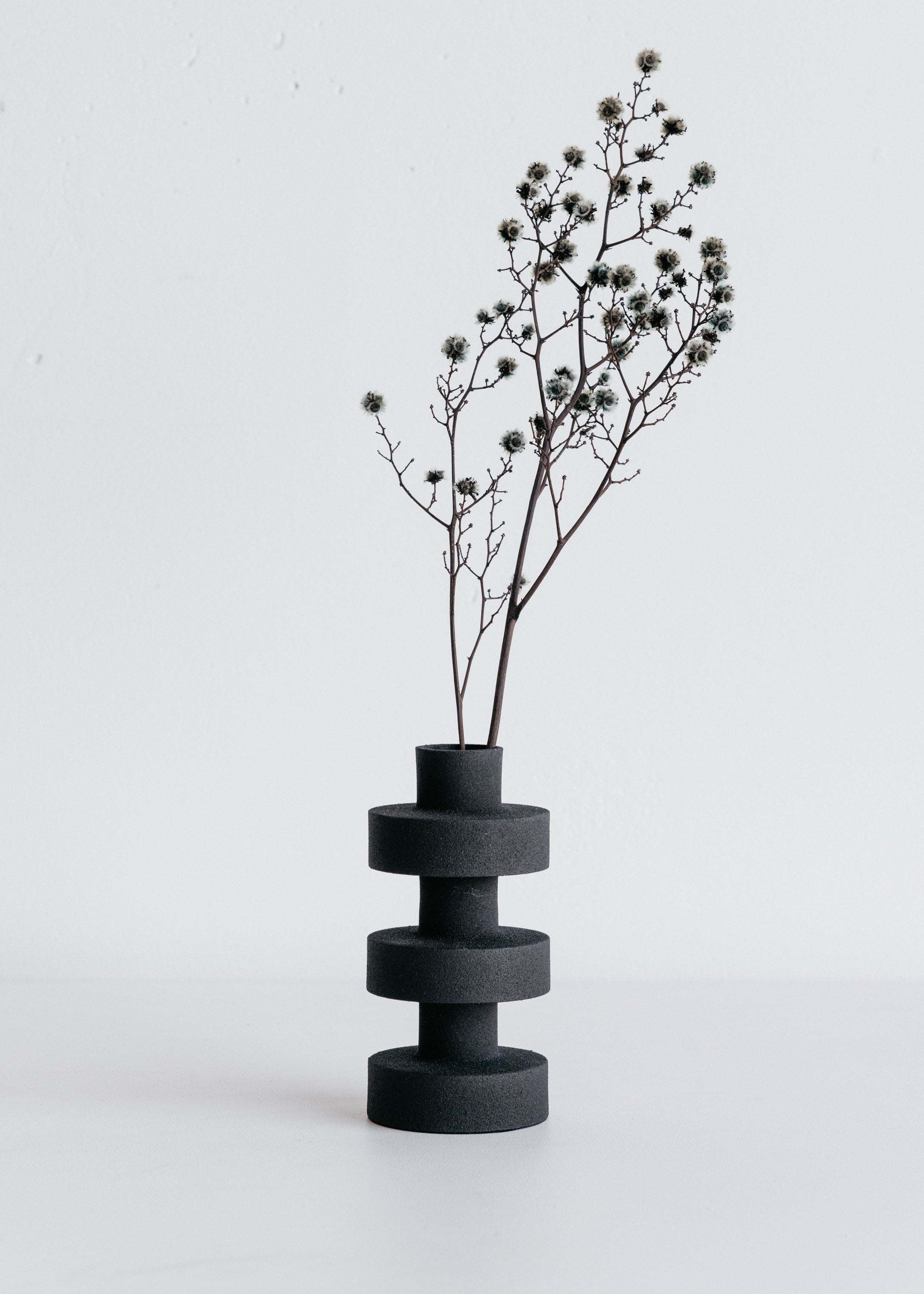 Textured Vase / Black