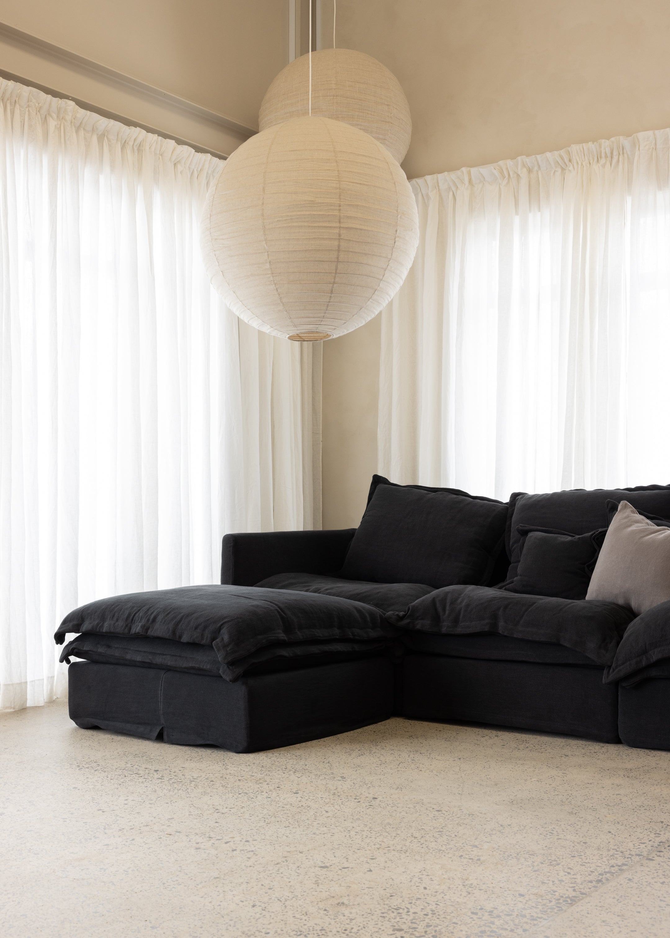 Black on sale linen couch