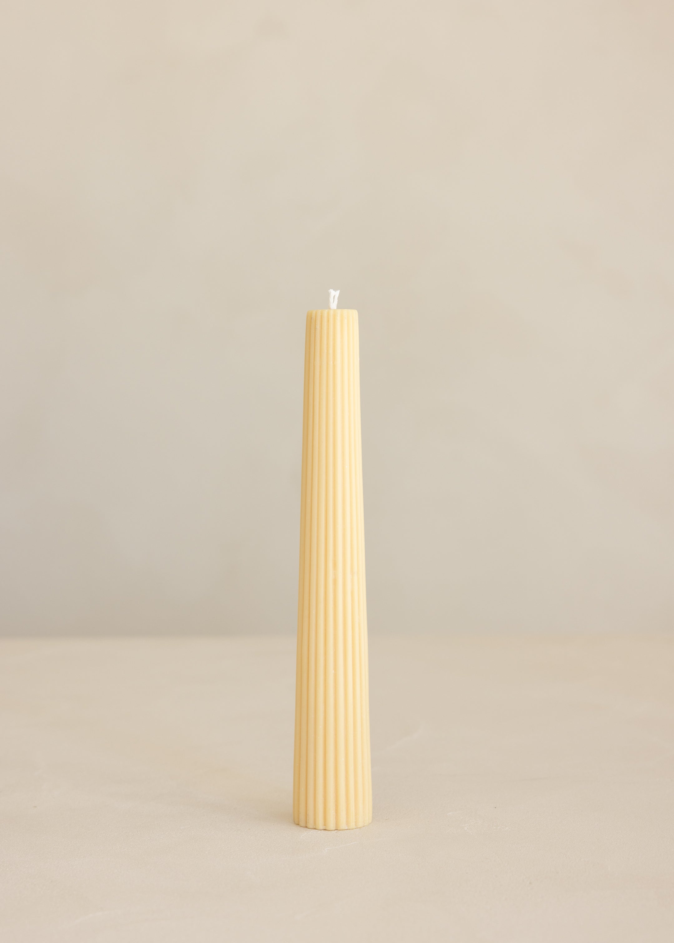Tapered Lone Pillar Candle / Gold