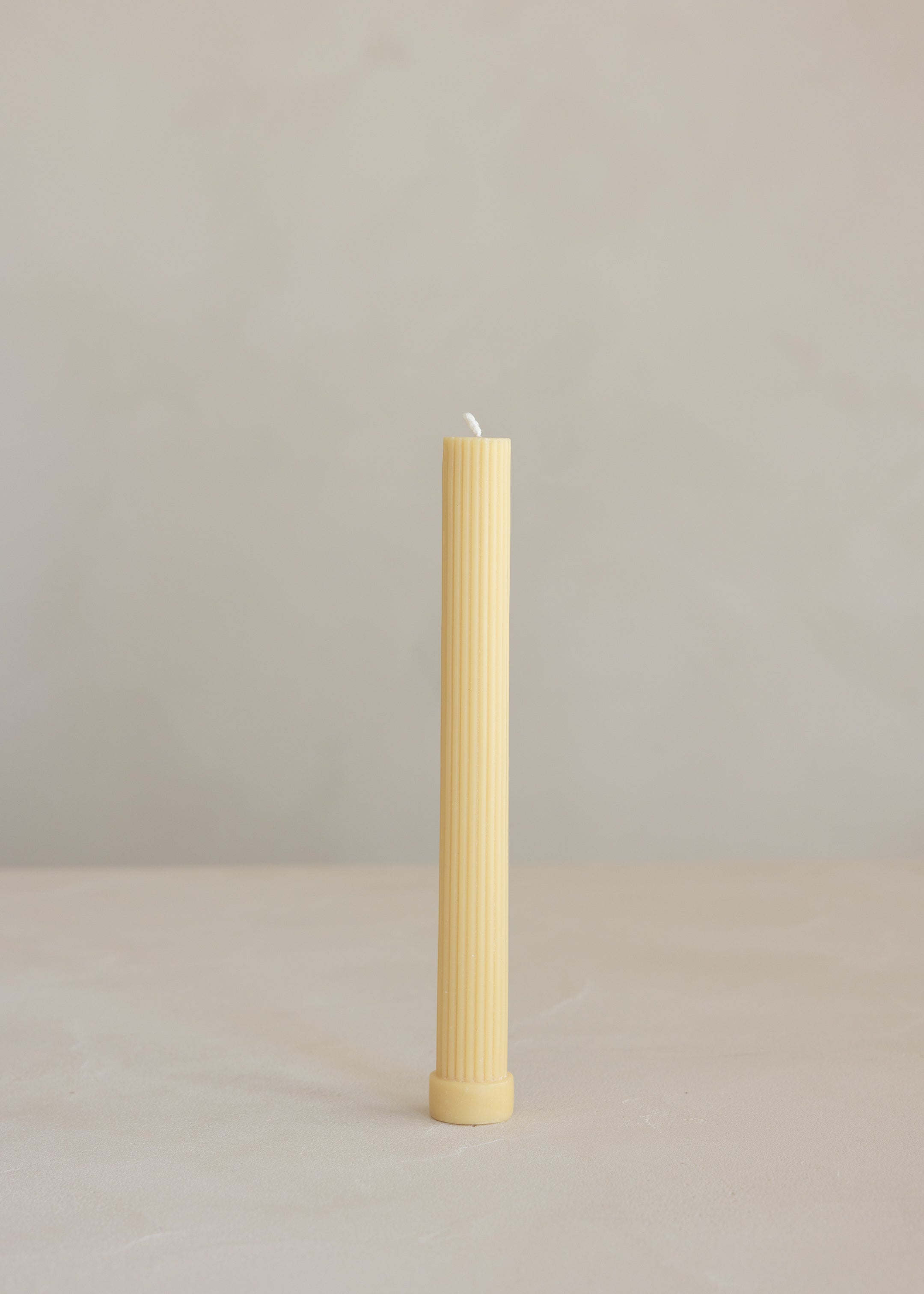 Lone Pillar Candle / Gold