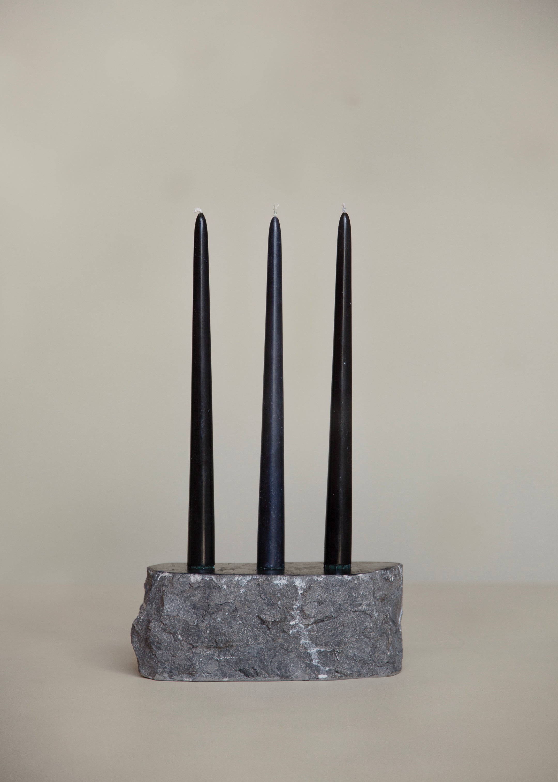 Vela Trio Marble Candleholder / Black