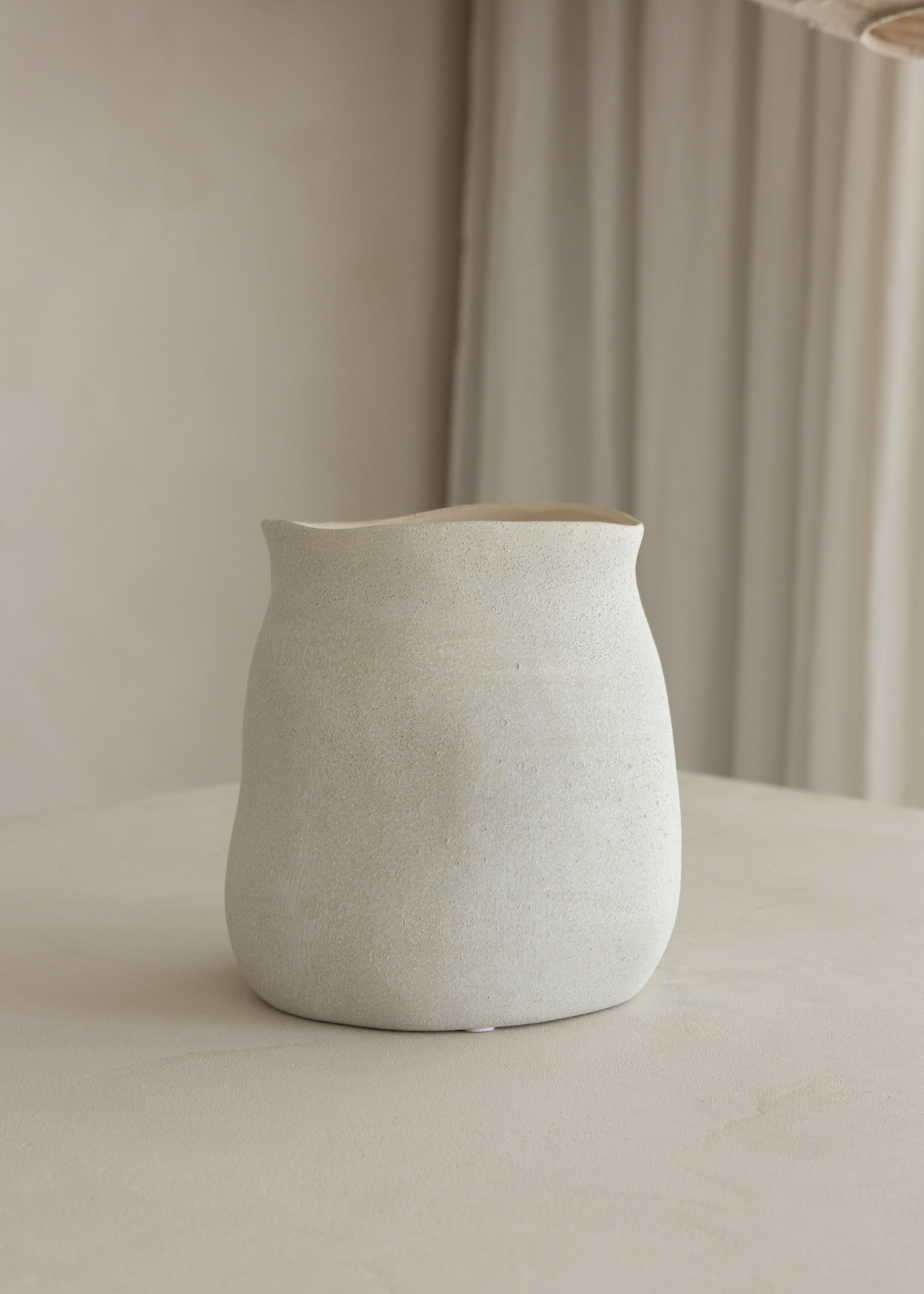 Maliah Tall Pot / Large