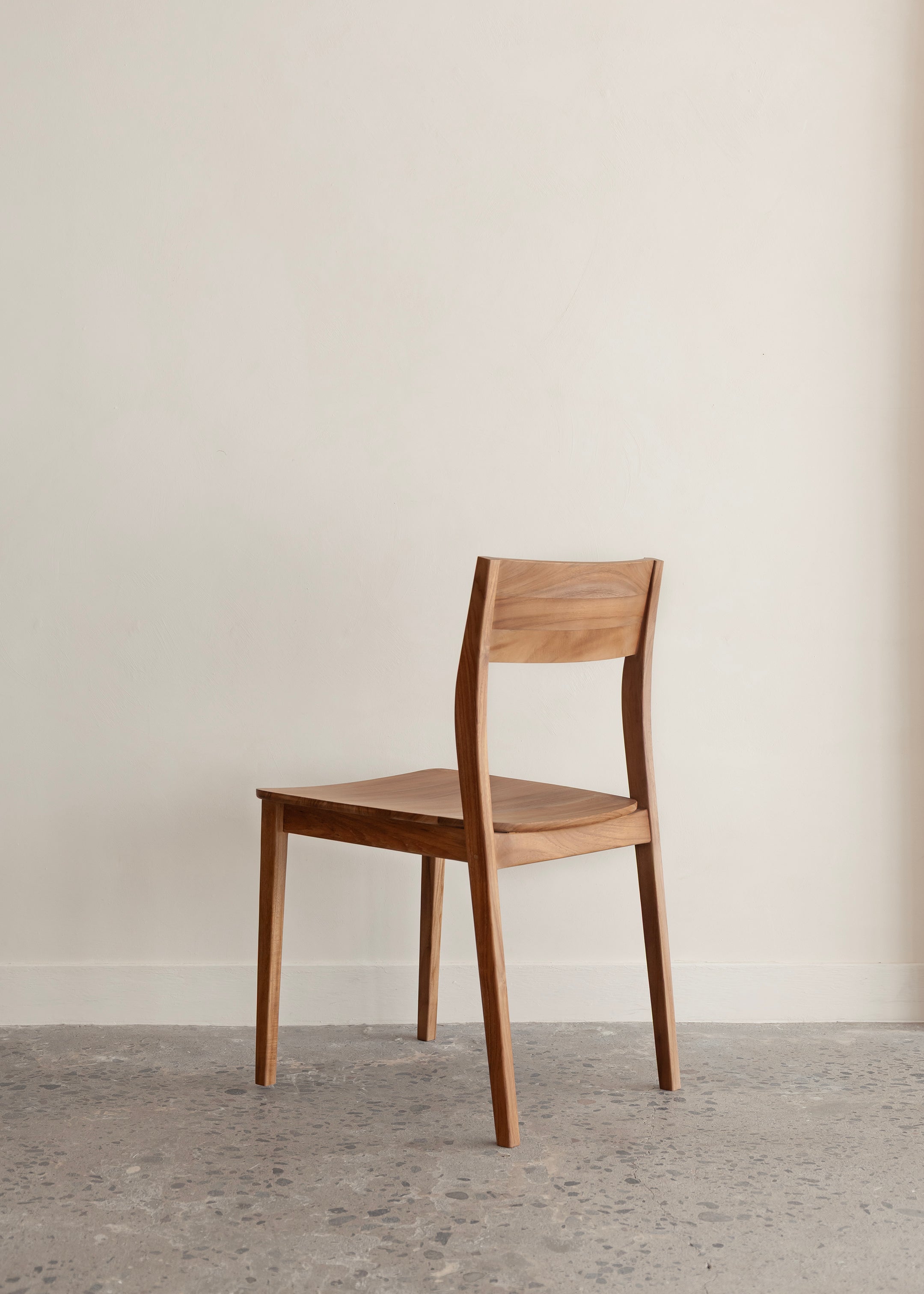 Mizu Dining Chair / Dark Teak