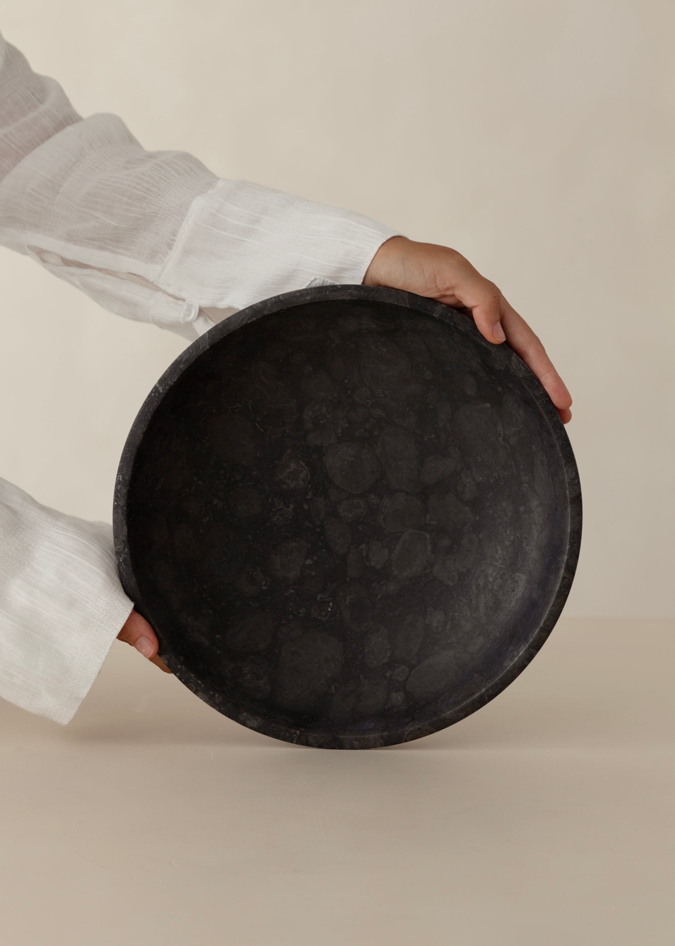 Nuru Marble Bowl / Black