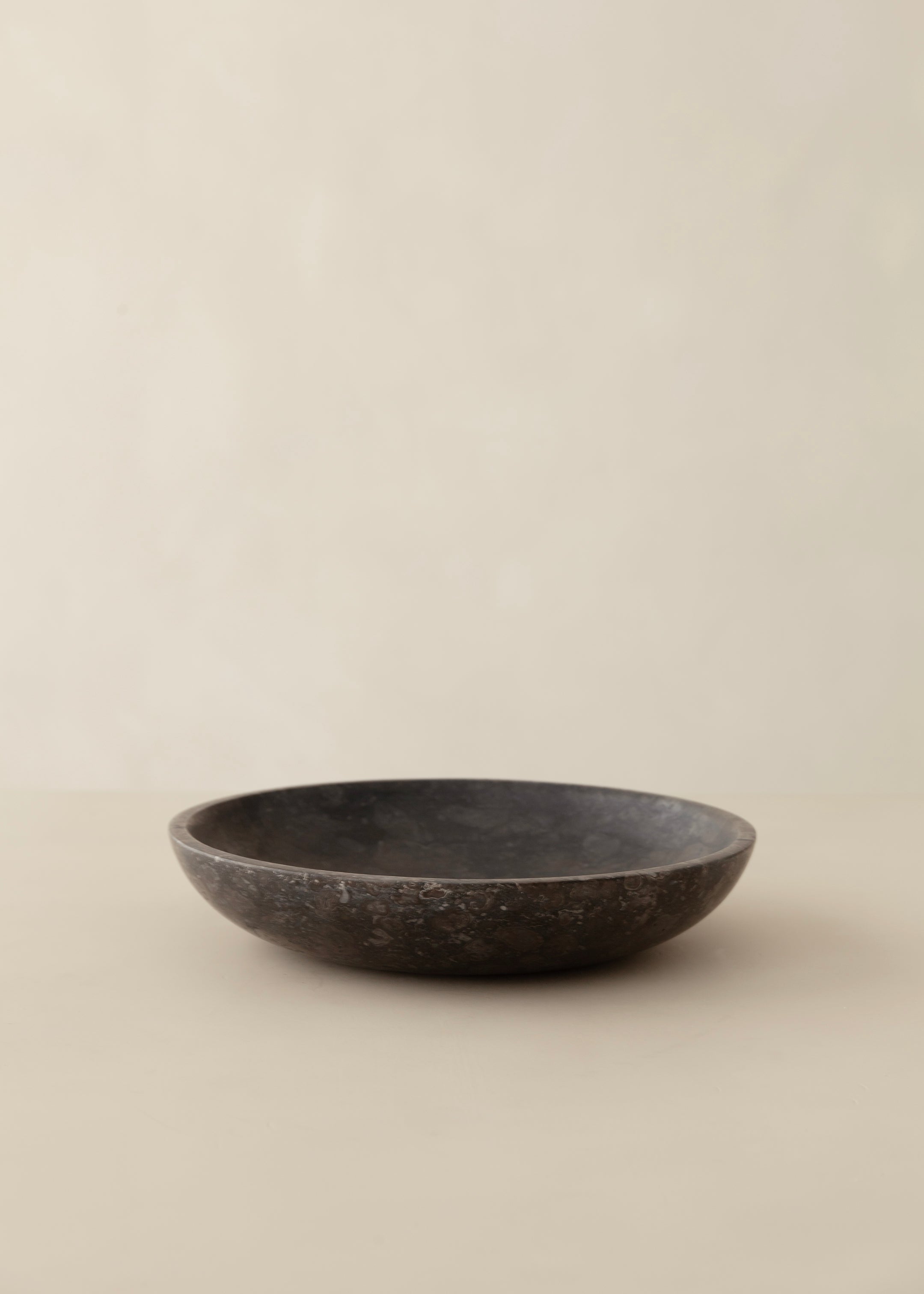 Nuru Marble Bowl / Black