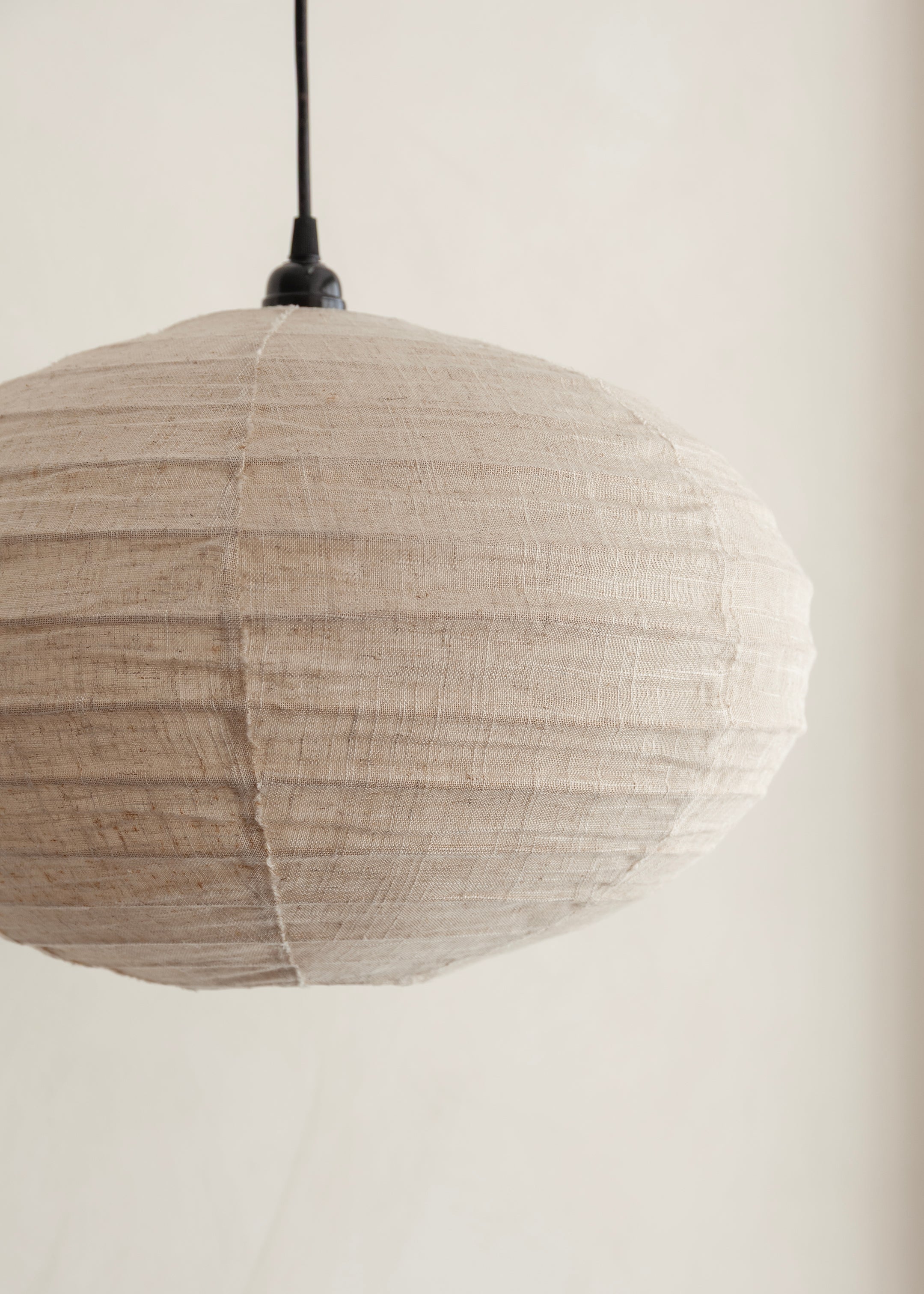 Oval Linen Lantern / Natural
