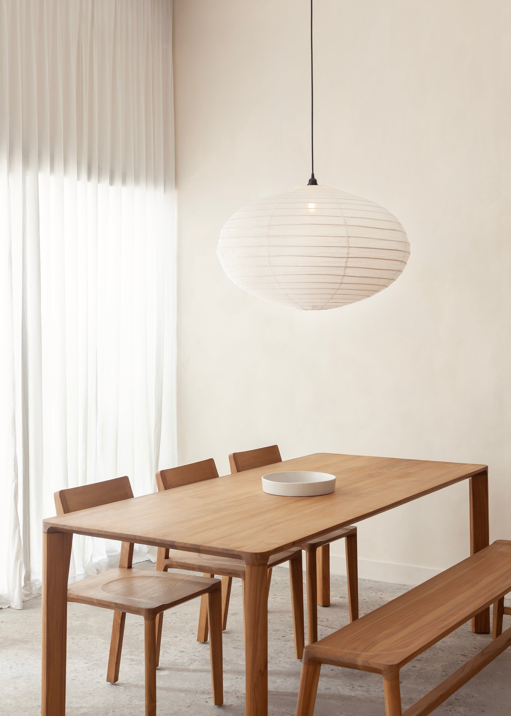 Oval Linen Lantern / Off  White