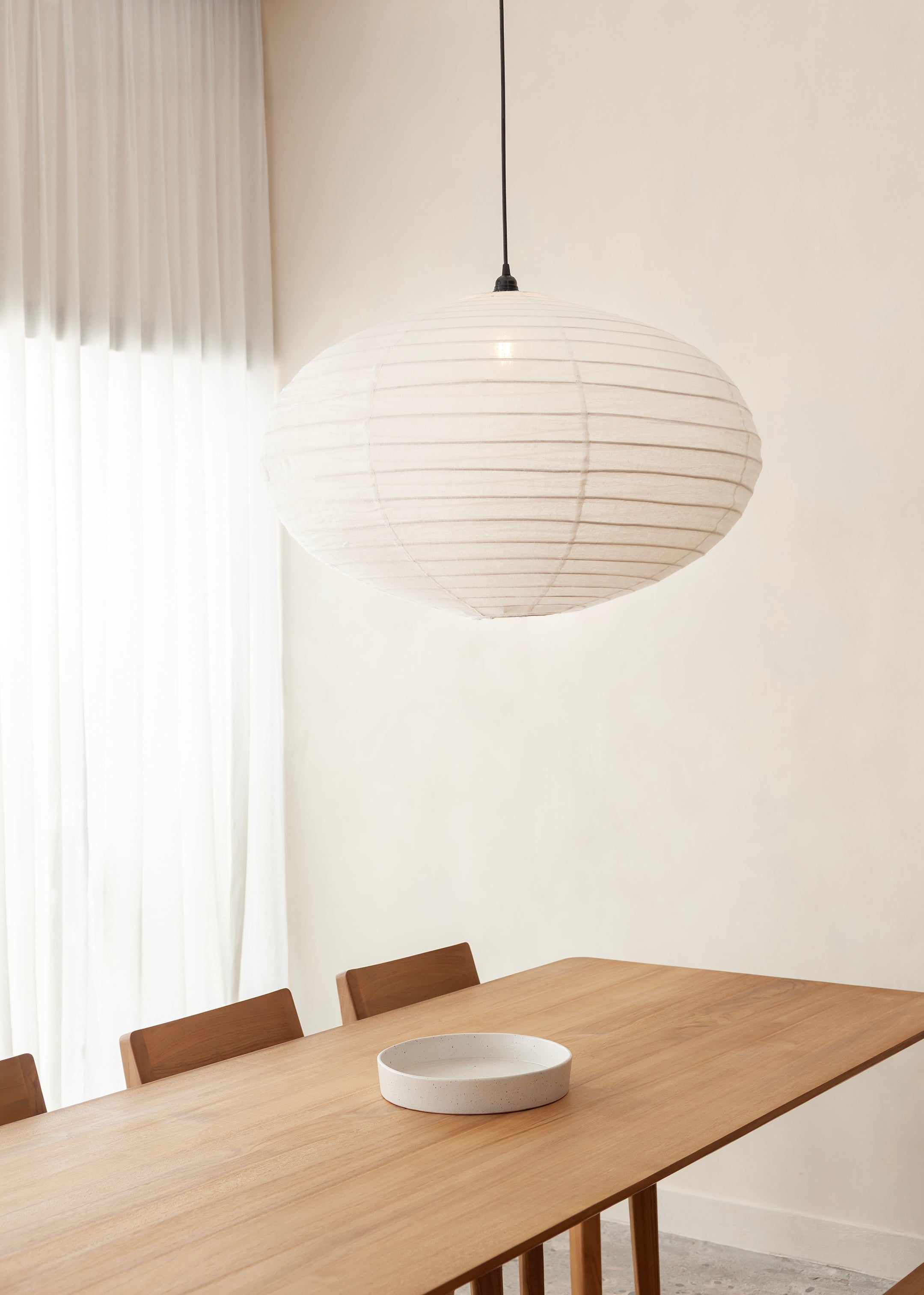 Oval Linen Lantern / Off  White