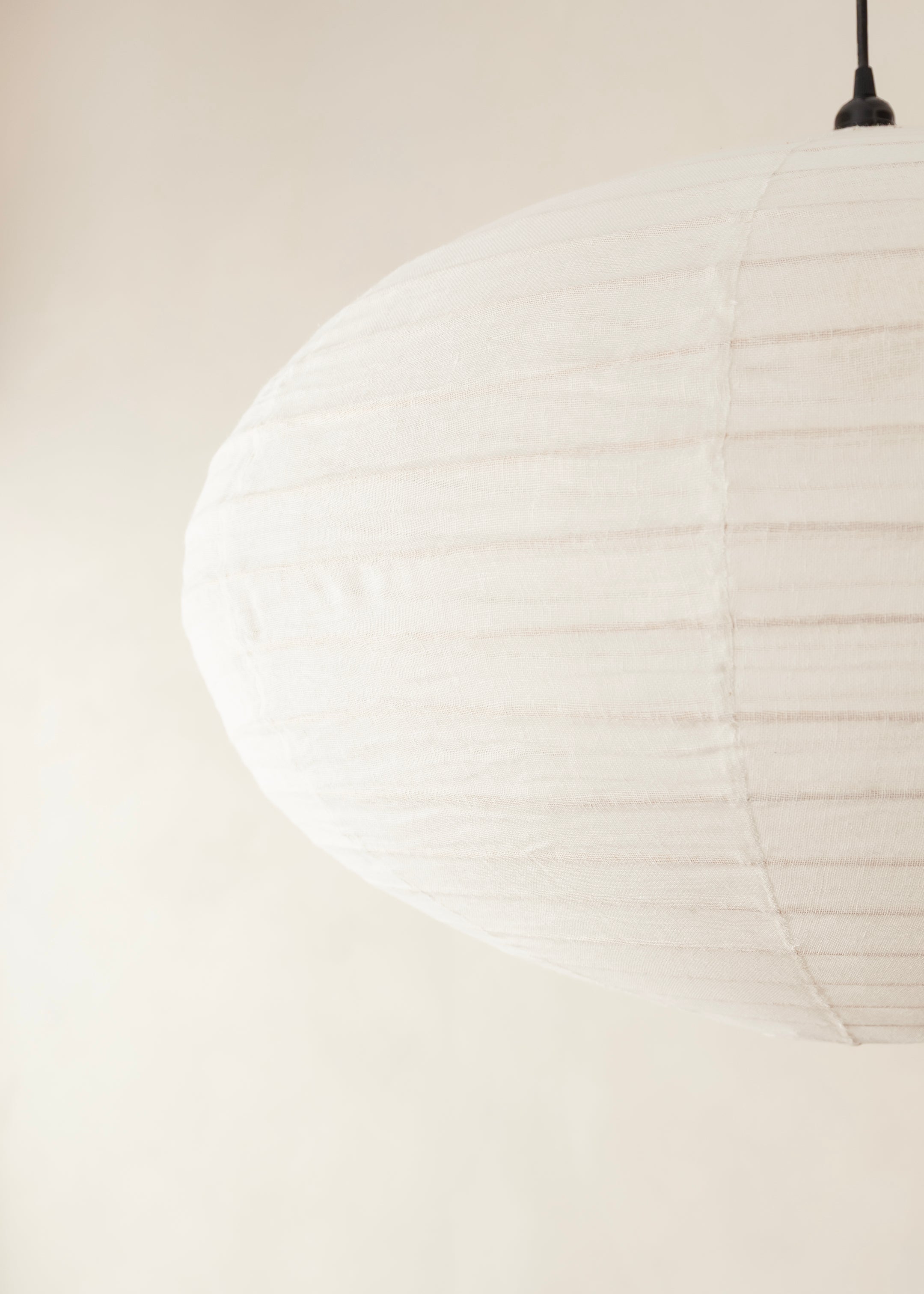 Oval Linen Lantern / Off  White