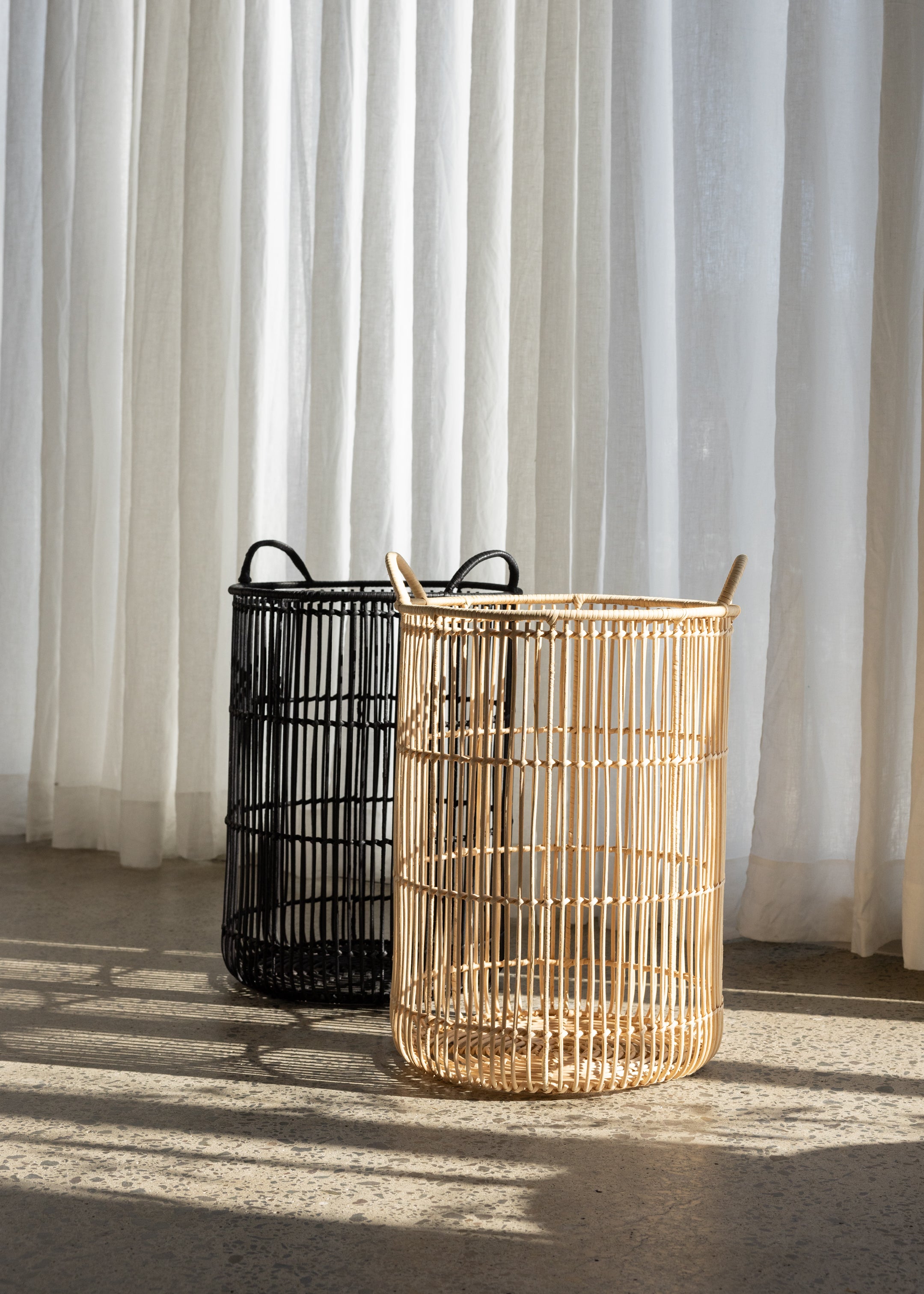 Kaia Rattan Basket Large / Charcoal