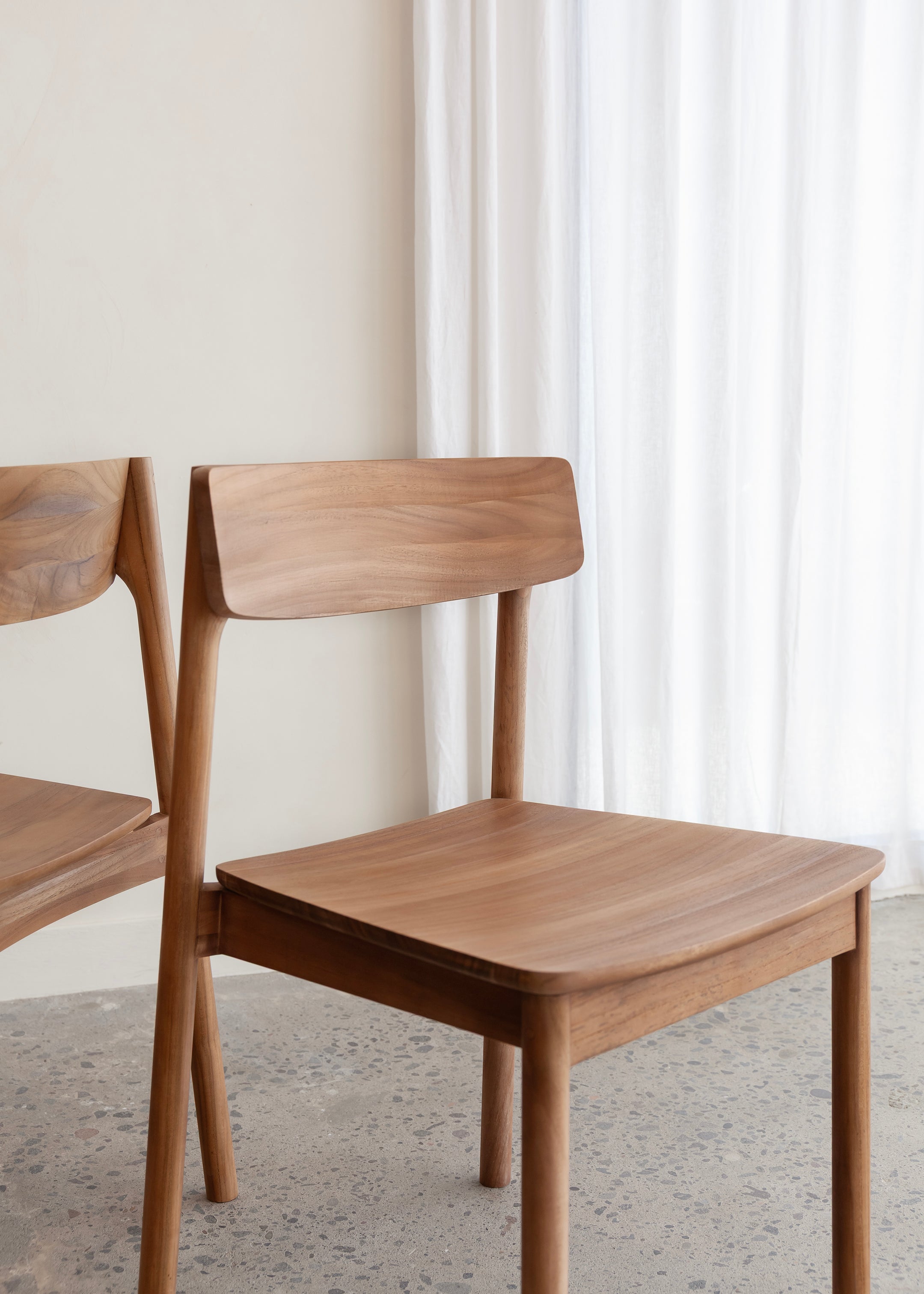 Riko Dining Chair / Dark Teak