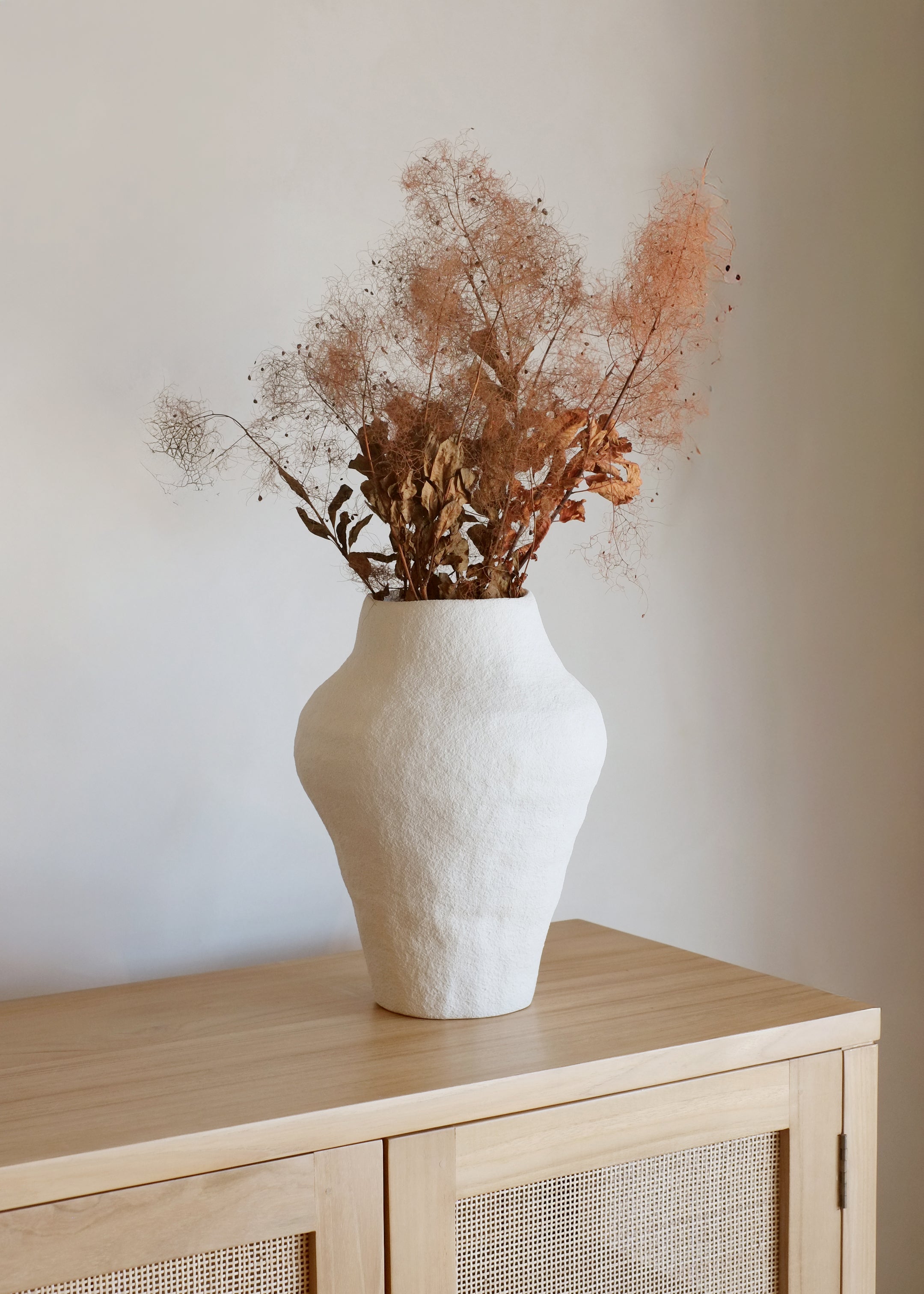 Ryder Vessel / Off White