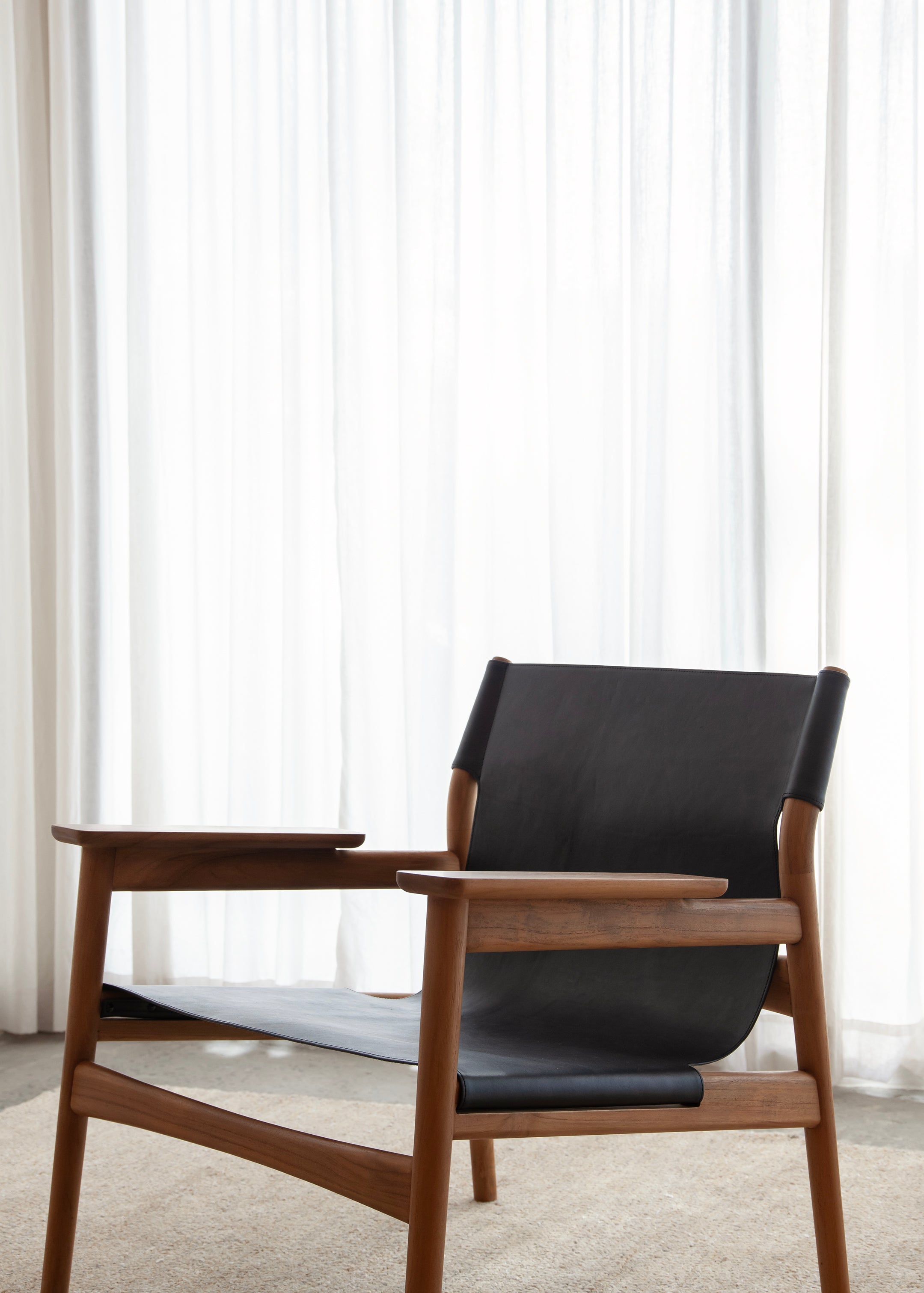 Sana Leather Chair / Black