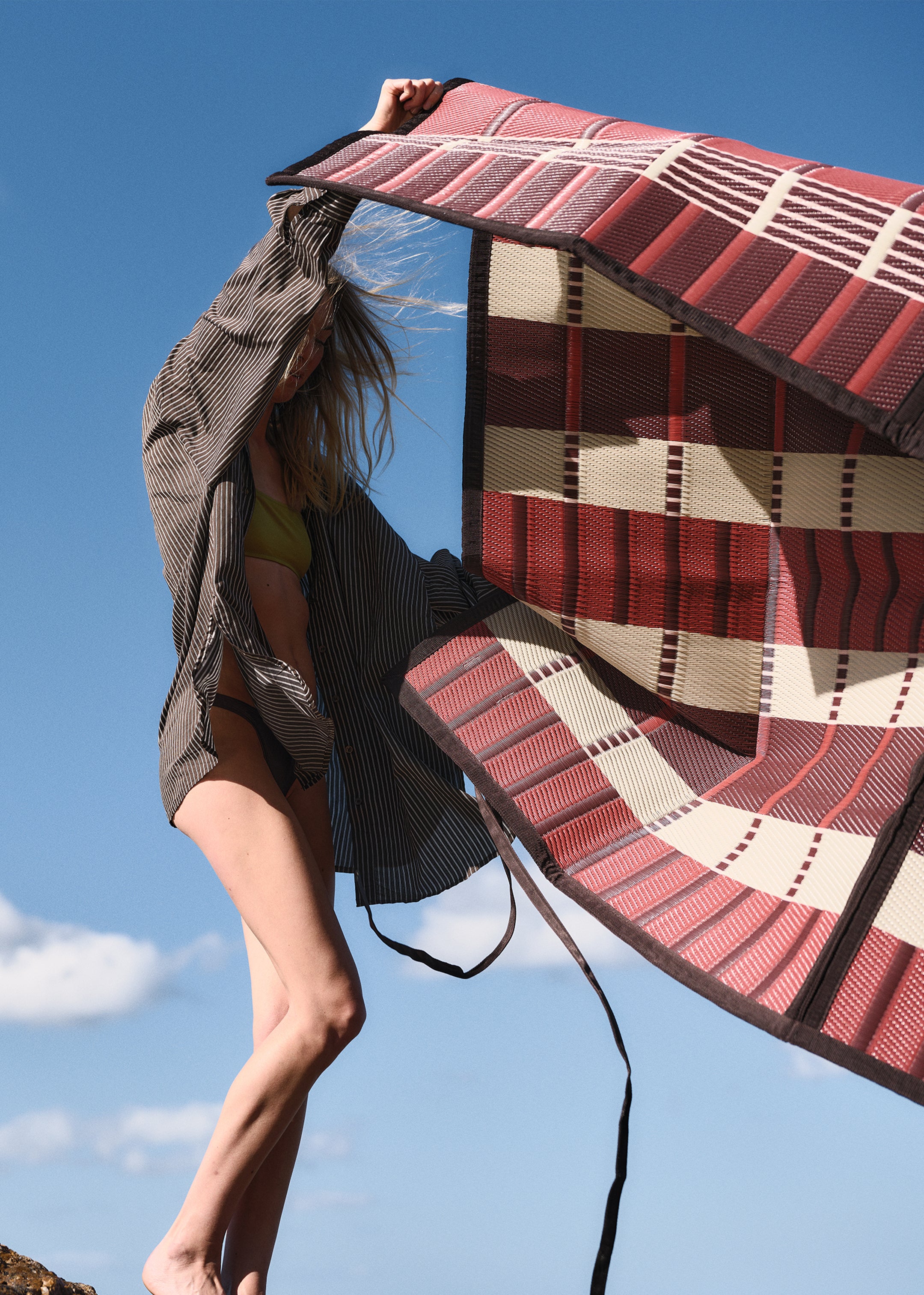 Sunnup Outdoor Mat / Ember