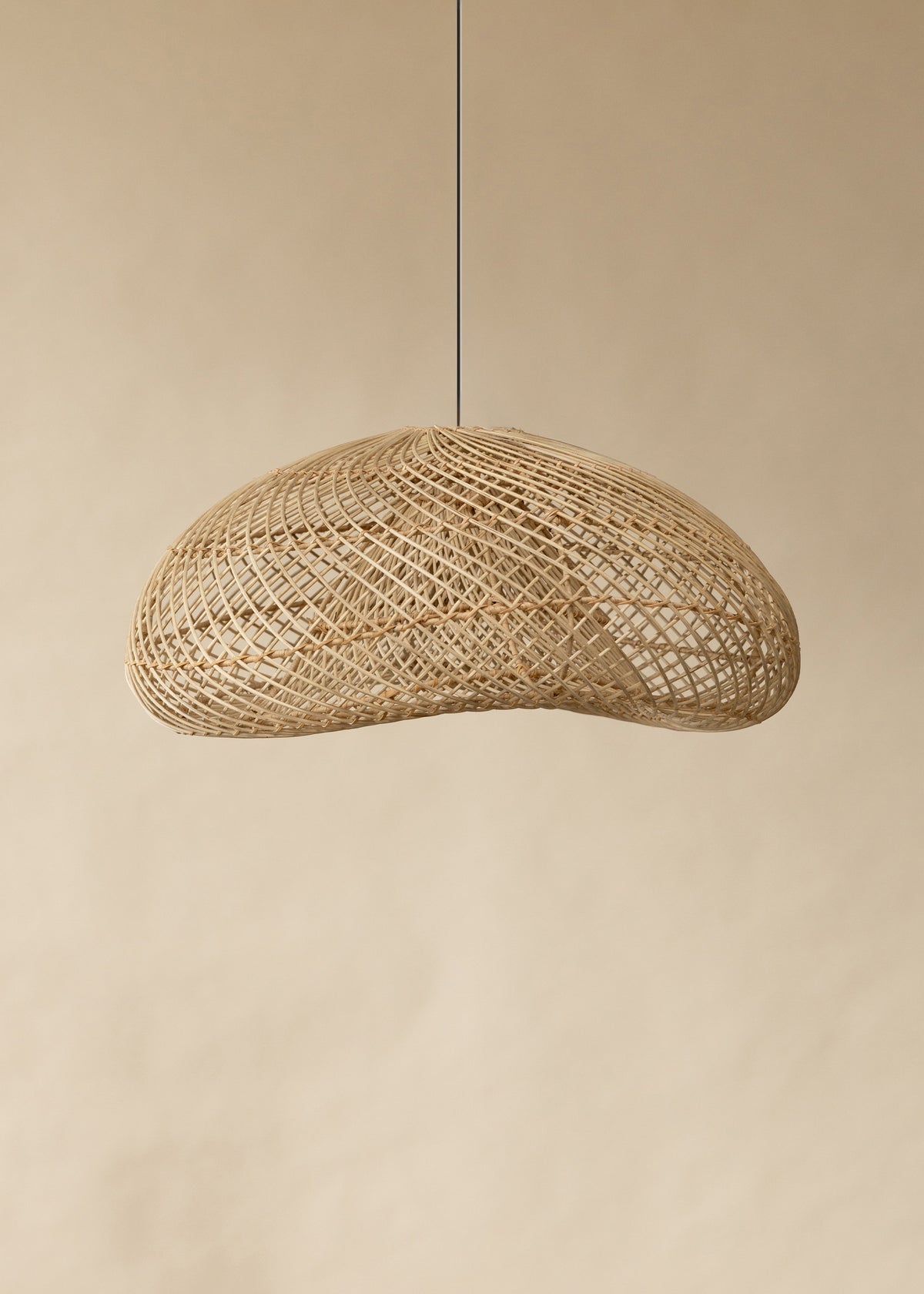 Twist Pendant / Natural