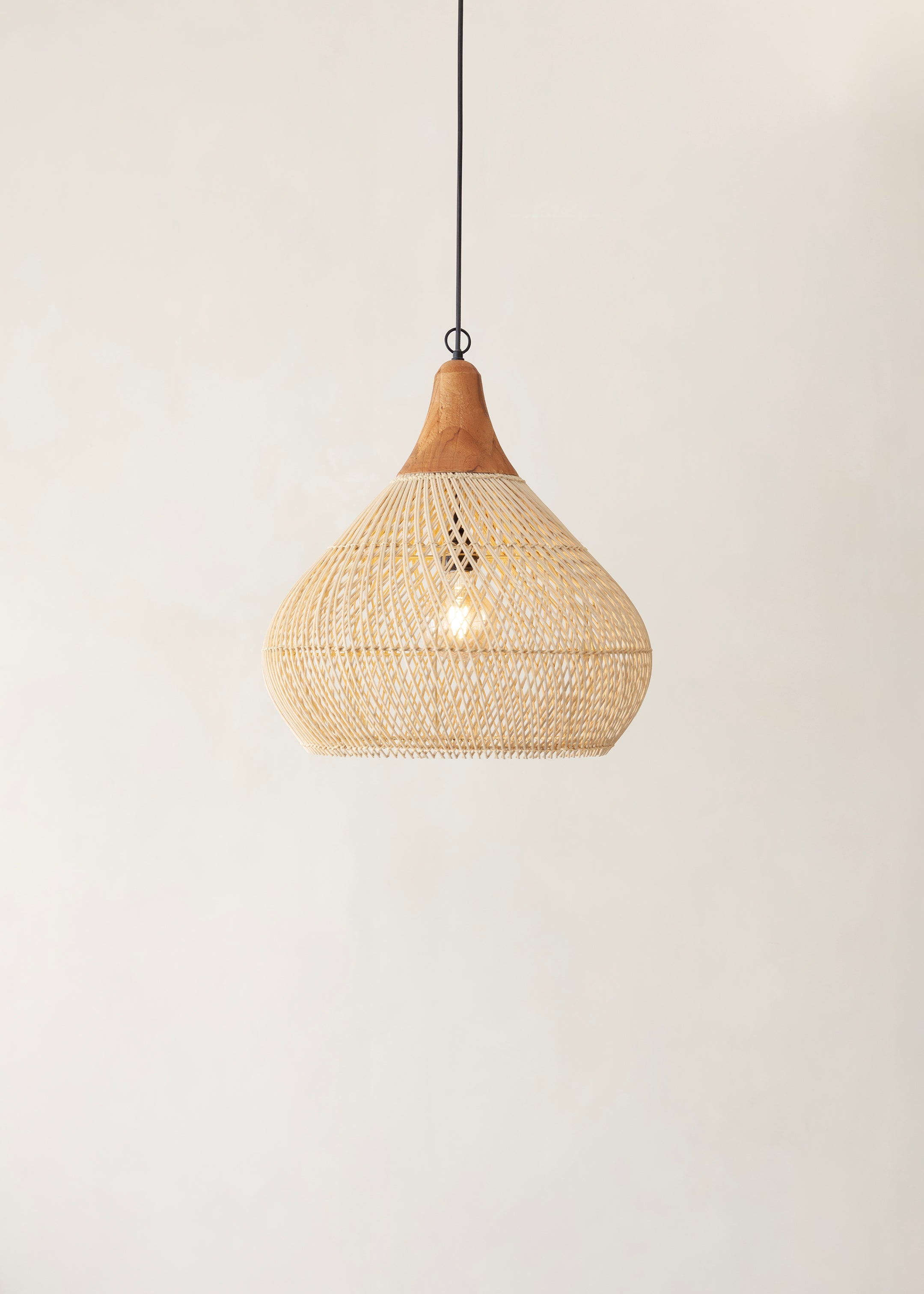 Vera Pendant / Natural
