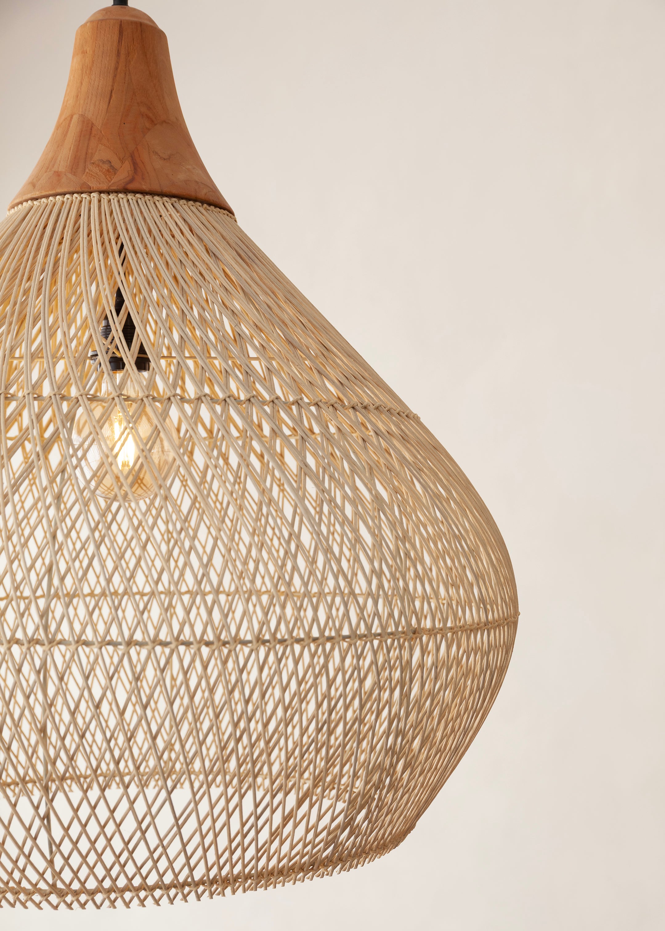 Vera Pendant / Natural