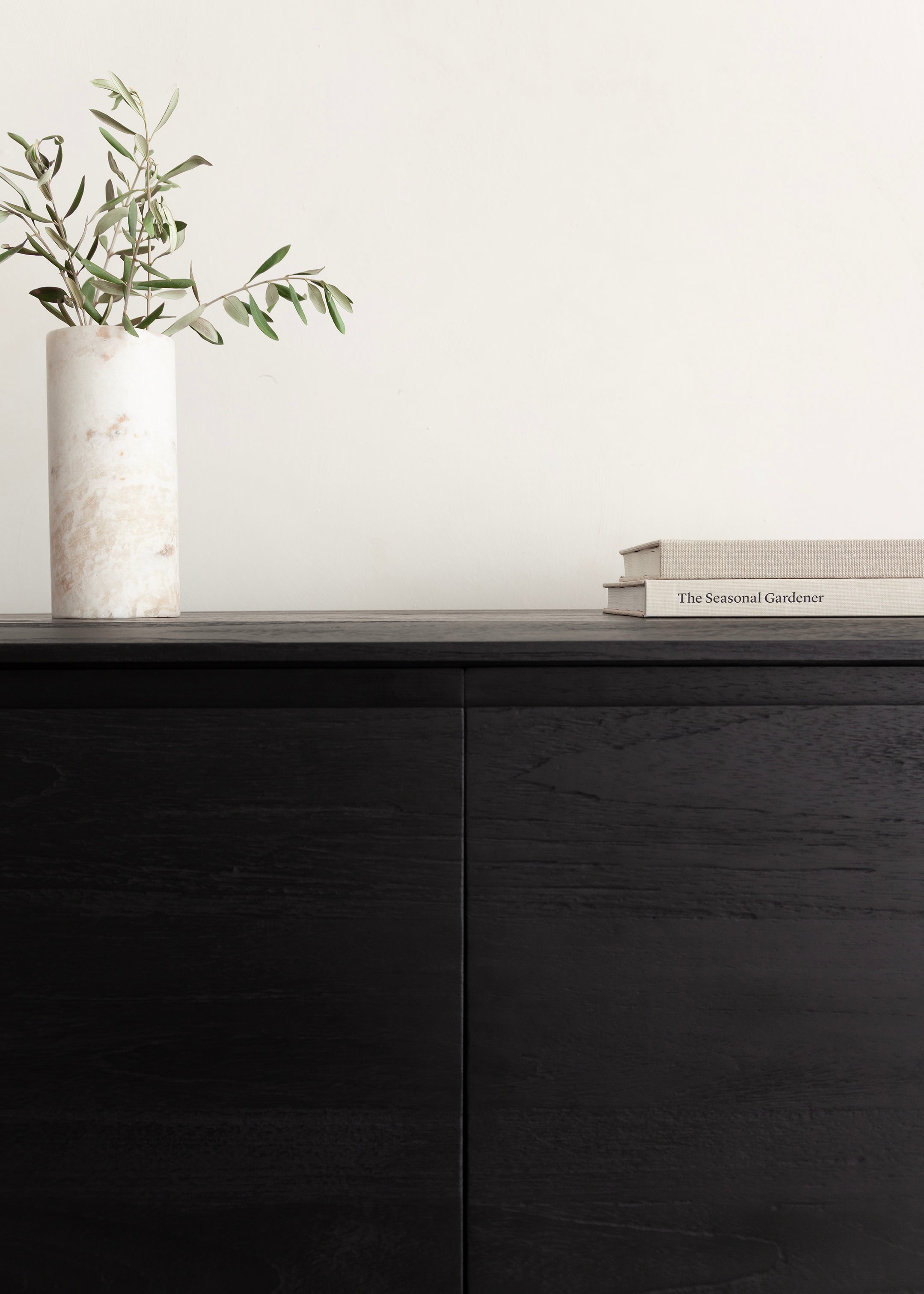 Vision Sideboard / Black