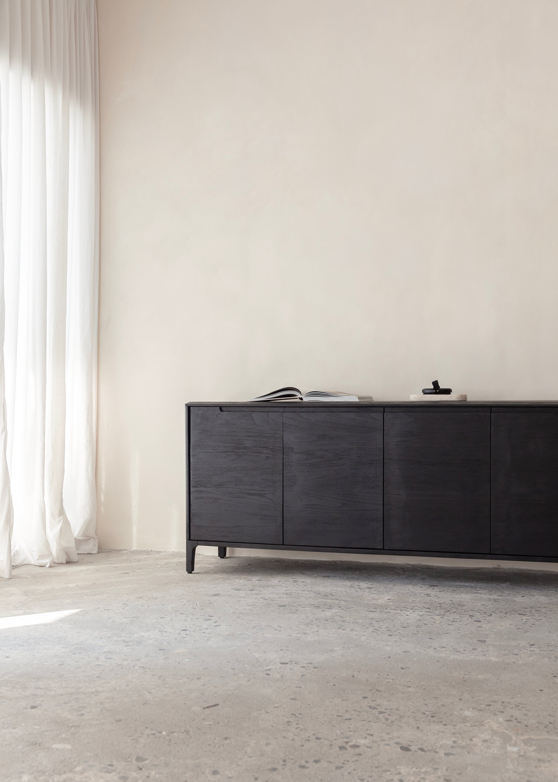 Vision Sideboard / Black