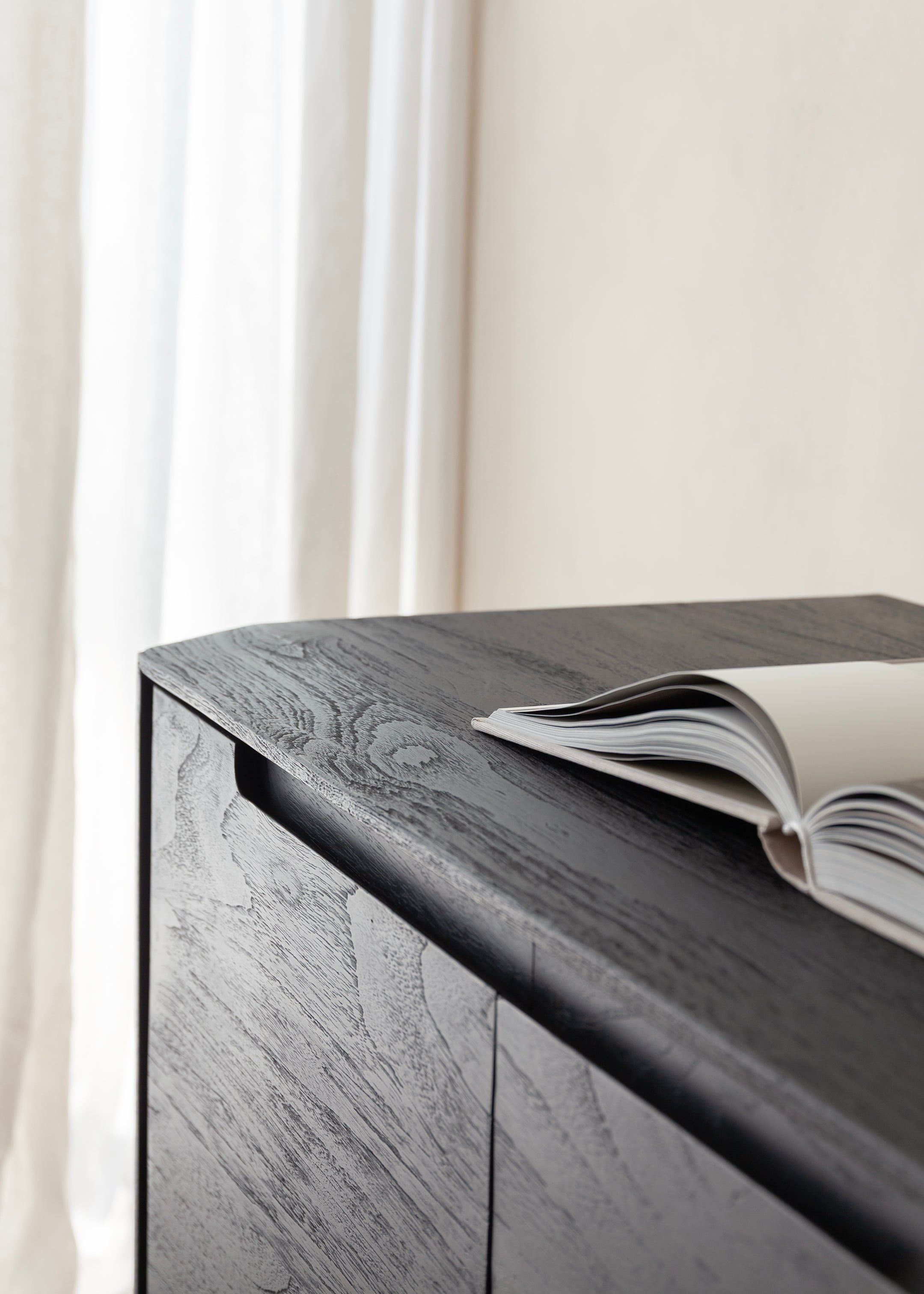 Vision Sideboard / Black