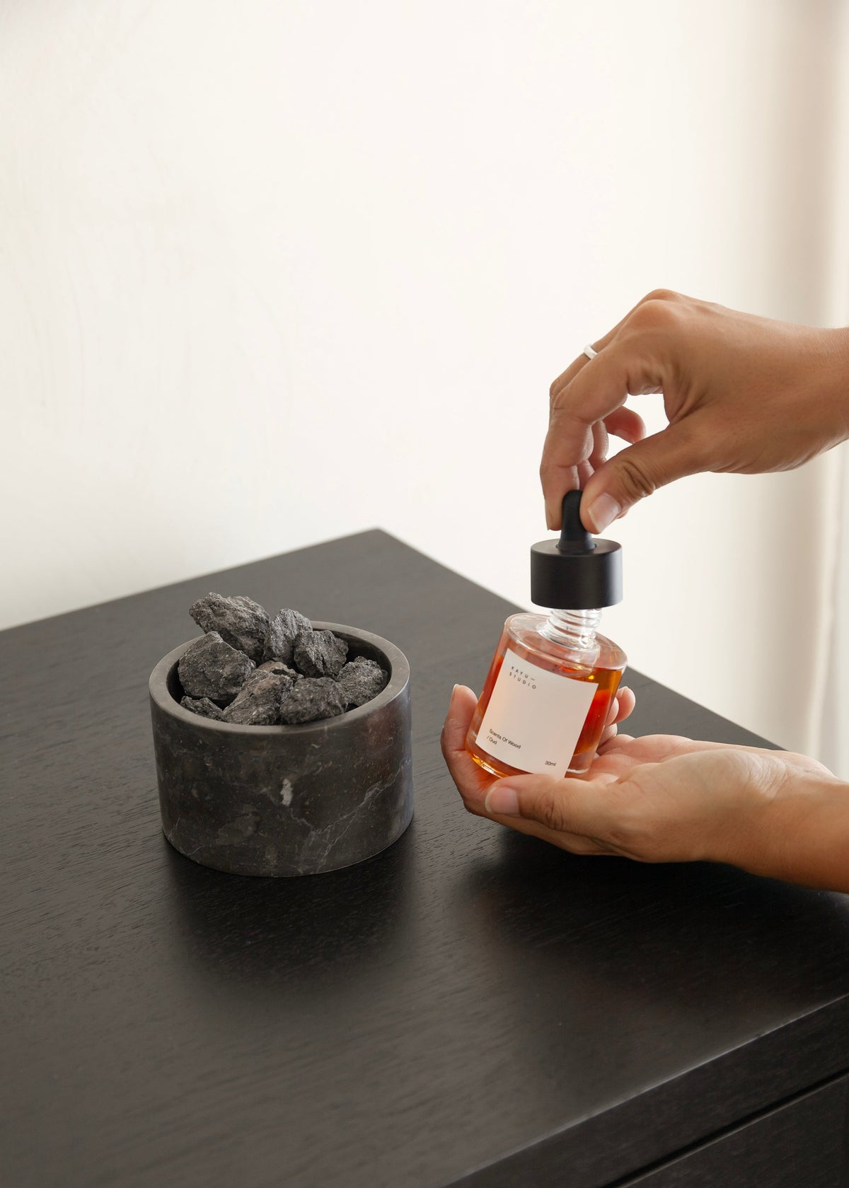 Volcanic Rock Diffuser in Oud | Marble Home Fragrance | Kayu Studio