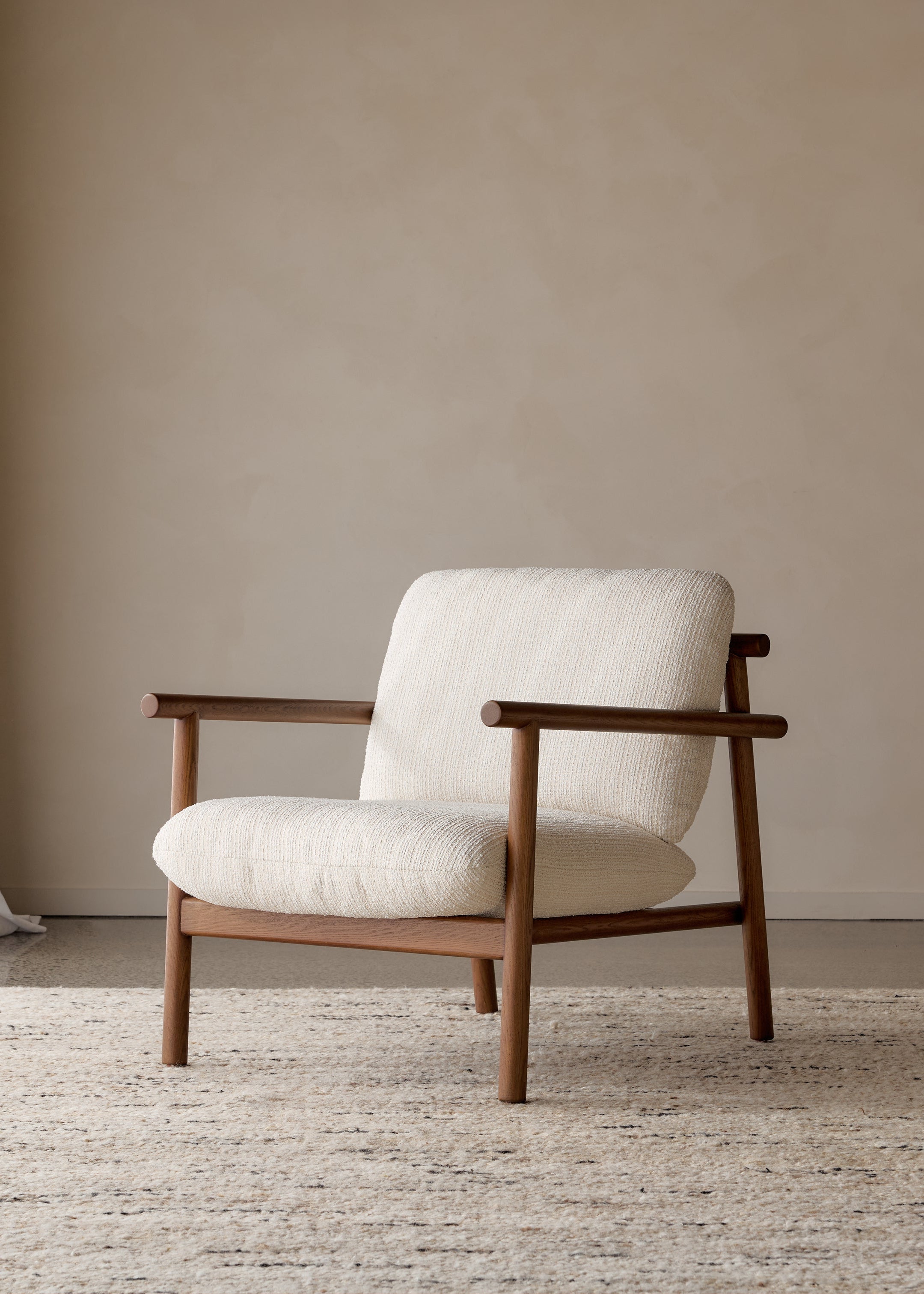 Winnie Armchair / Alabaster