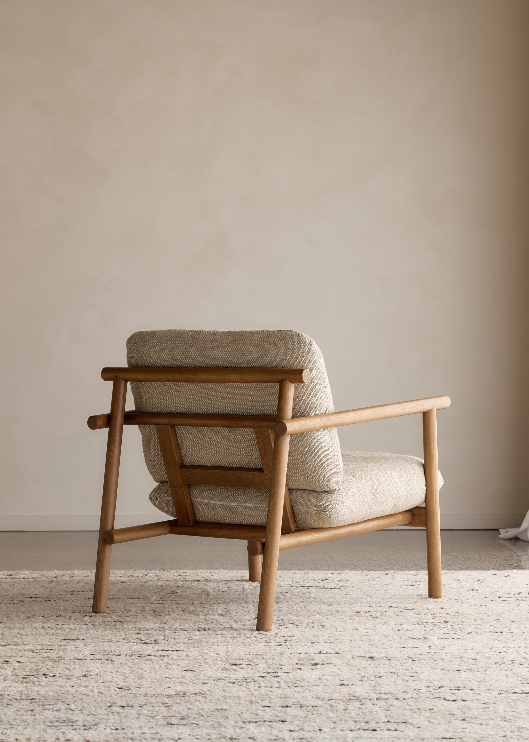Winnie Armchair / Flaxseed