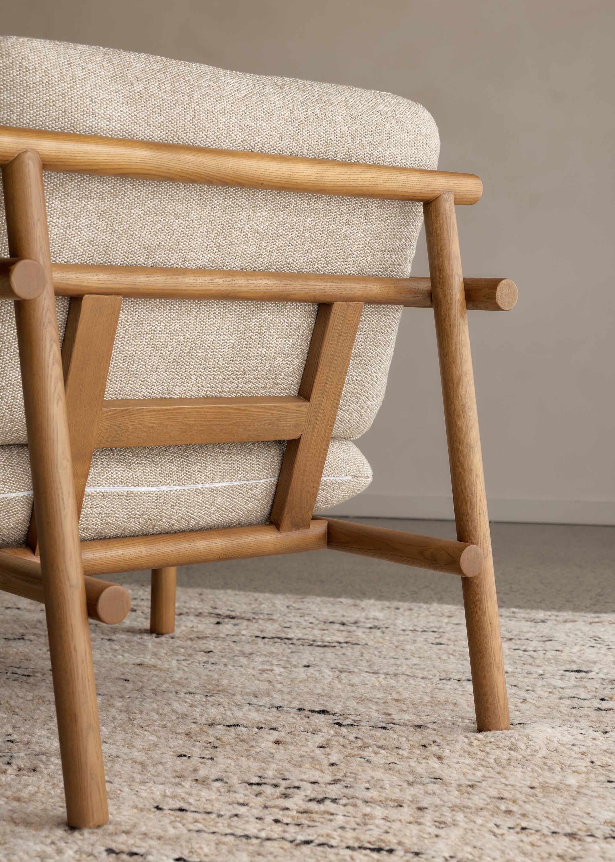 Winnie Armchair / Flaxseed