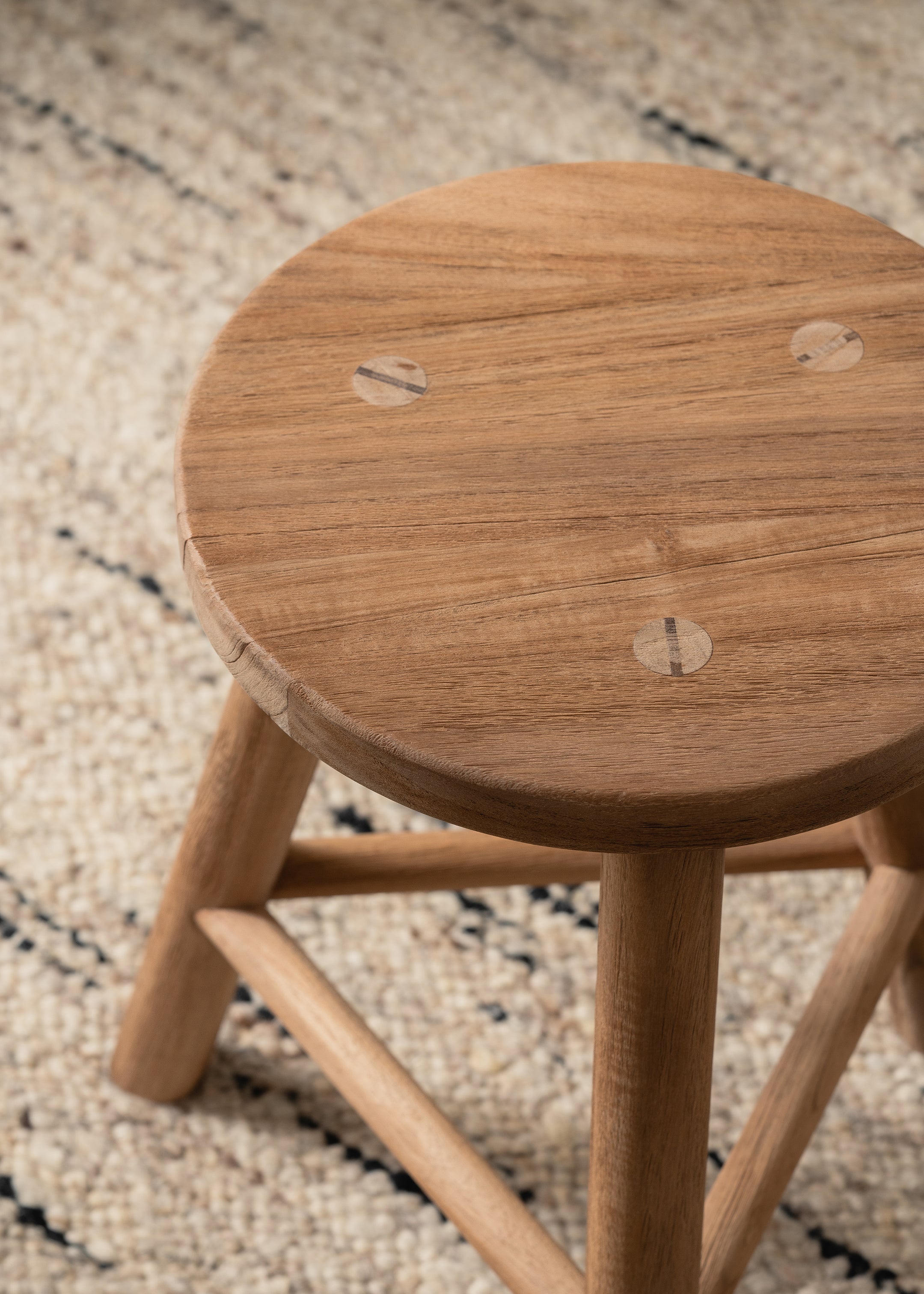Bodhi Stool / Dark Teak
